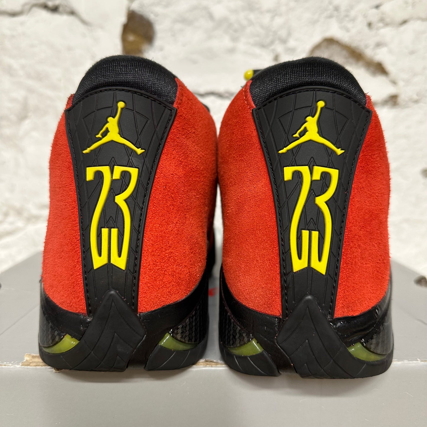 Air Jordan 14 Ferrari (2025) Sz 9