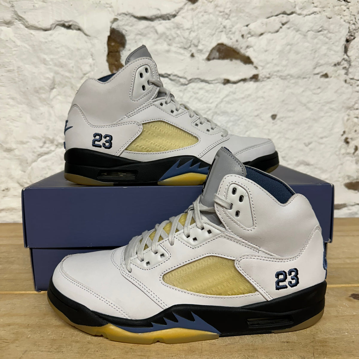 Air Jordan 4 A Ma Maniere Dawn Sz 9 (10.5W)