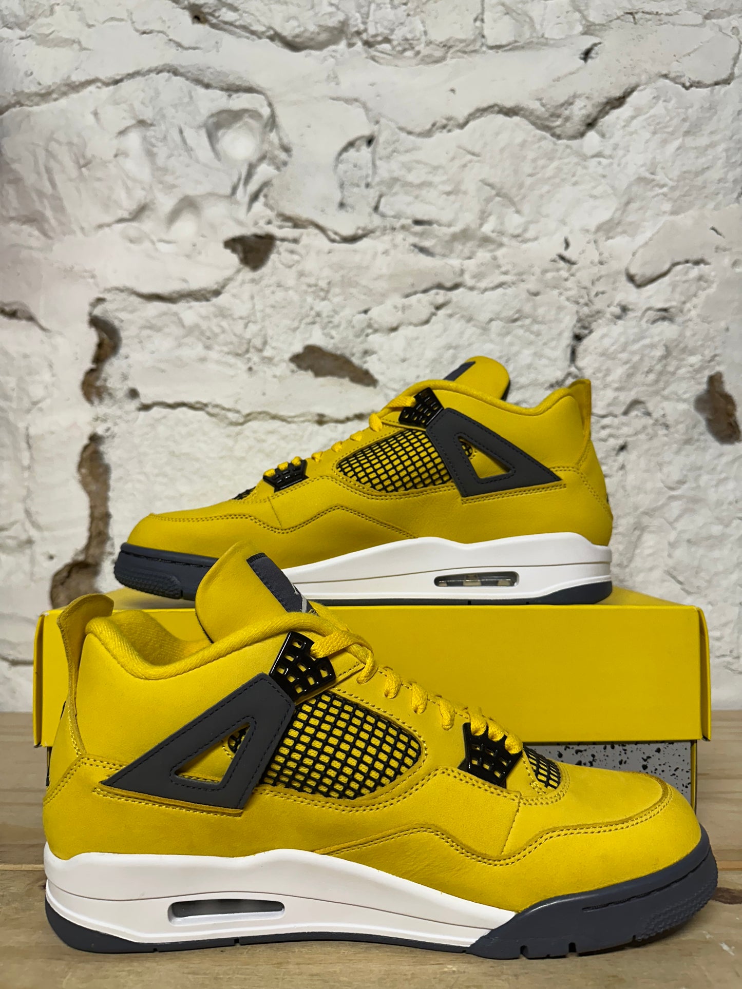 Air Jordan 4 Lightning Sz 11.5 DS