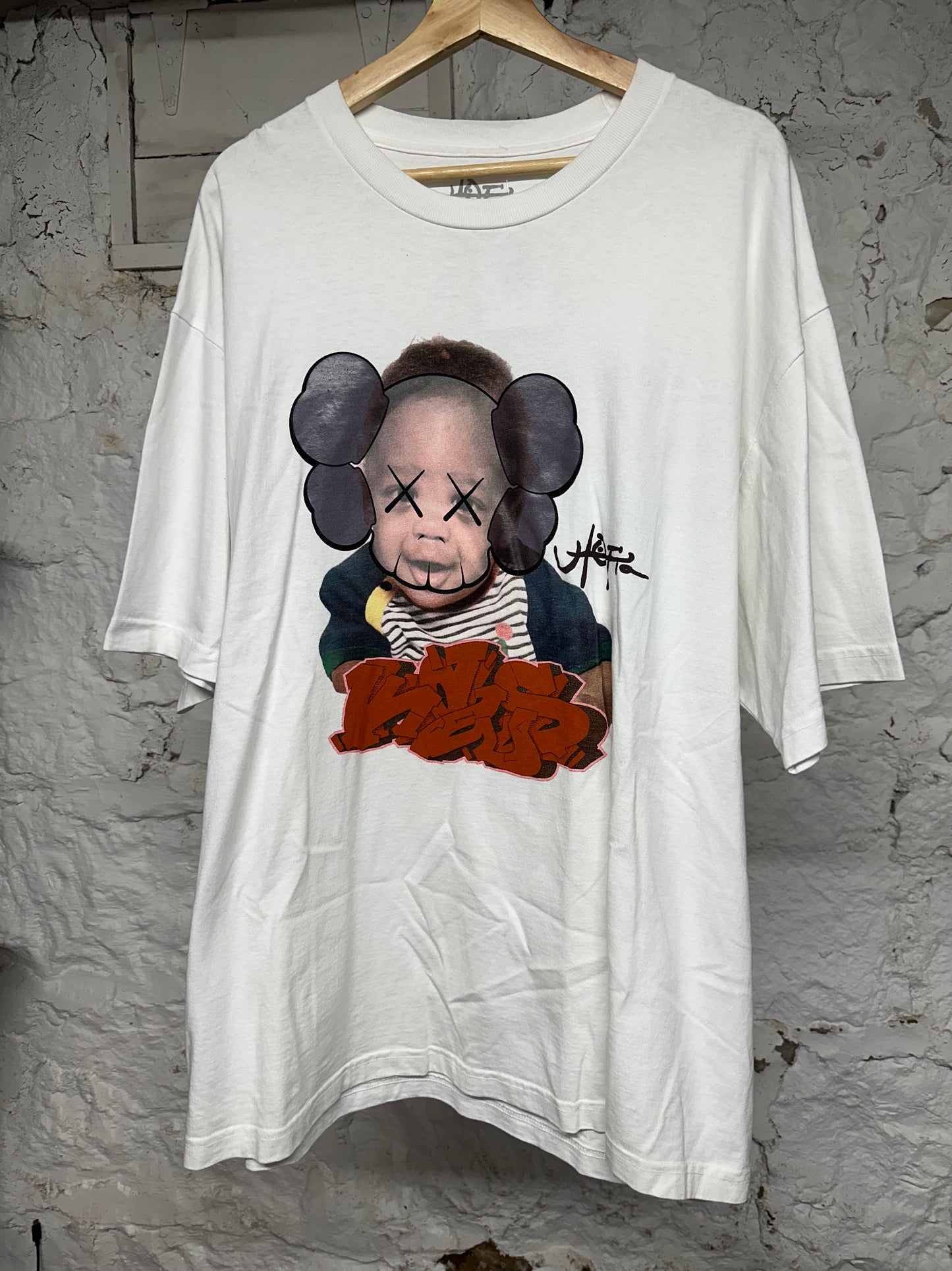 Travis Scott Utopia Kaws White T-Shirt Sz XXL