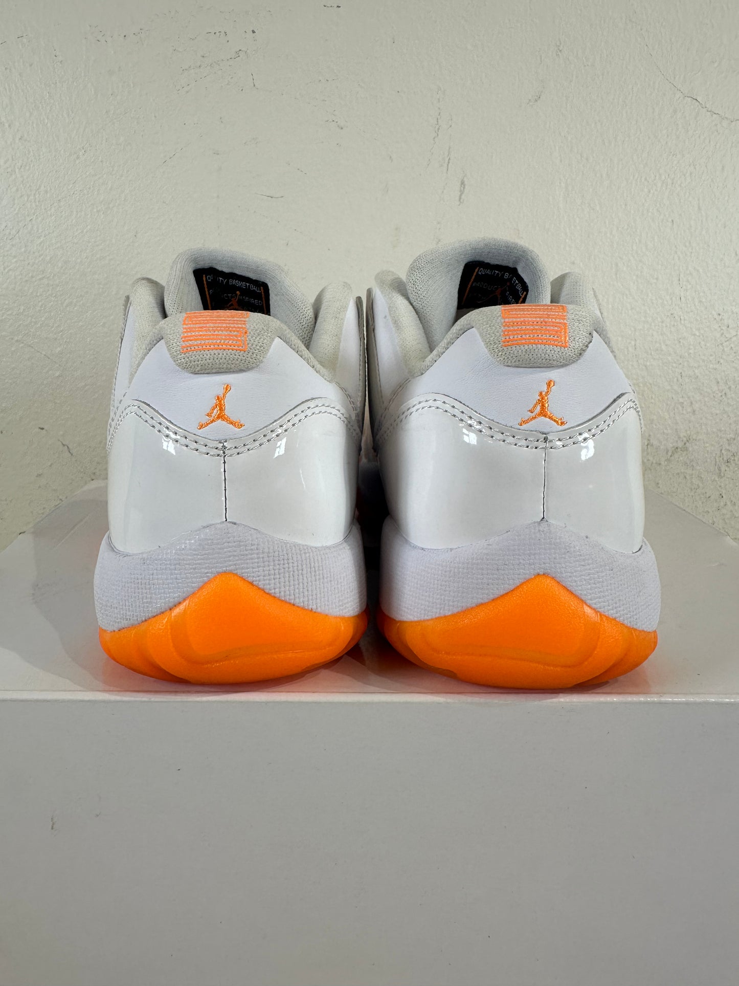 Air Jordan 11 Low Citrus (2021) Sz 6.5Y(8W)
