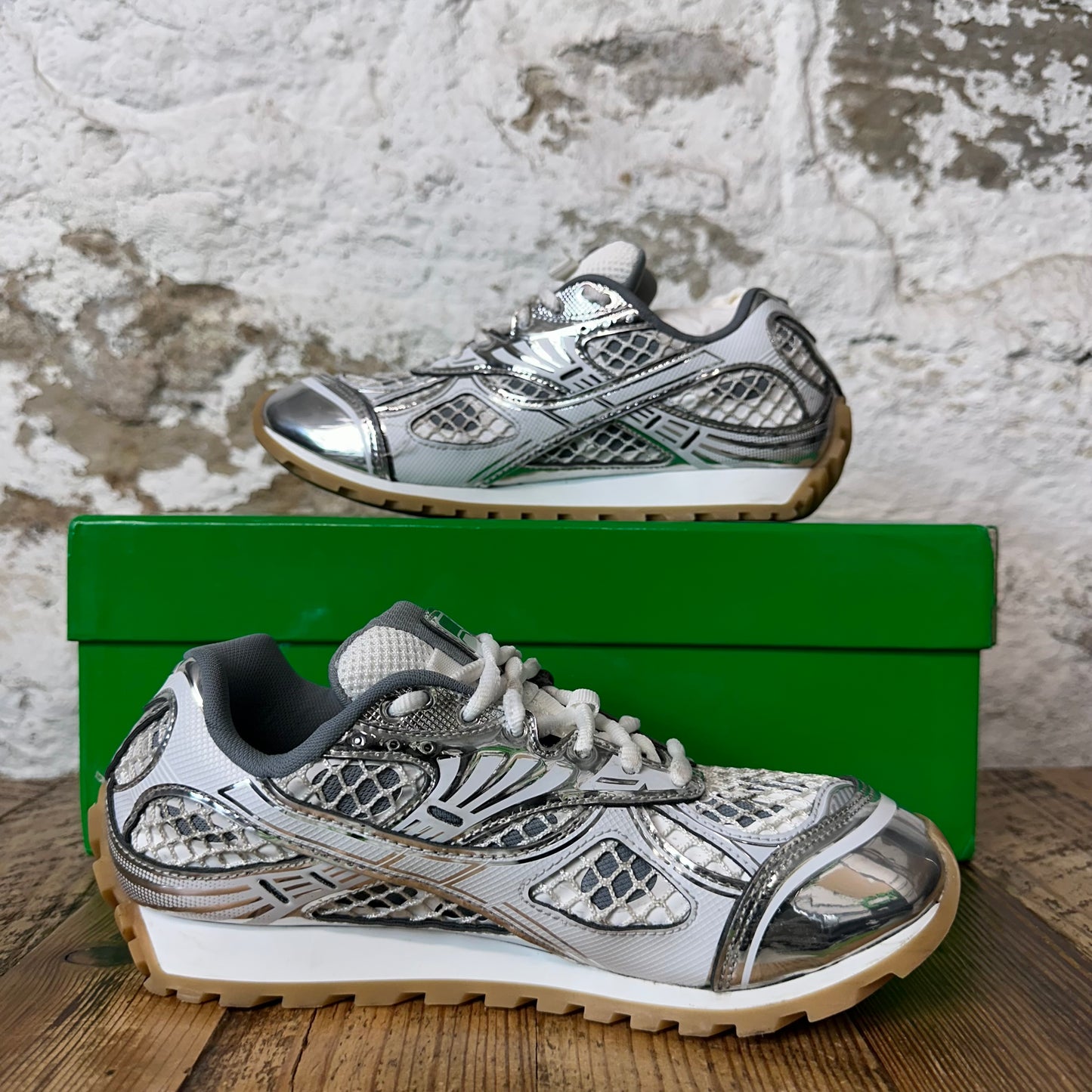 Bottega Veneta Silver White Orbit Sneaker Sz 5 (37)