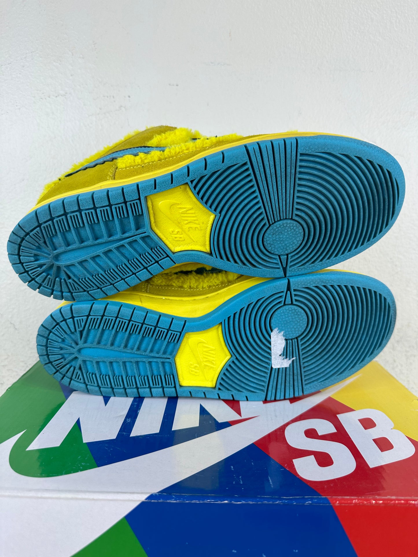 Nike SB Dunk Low Grateful Dead Bears Opti Yellow Sz 8