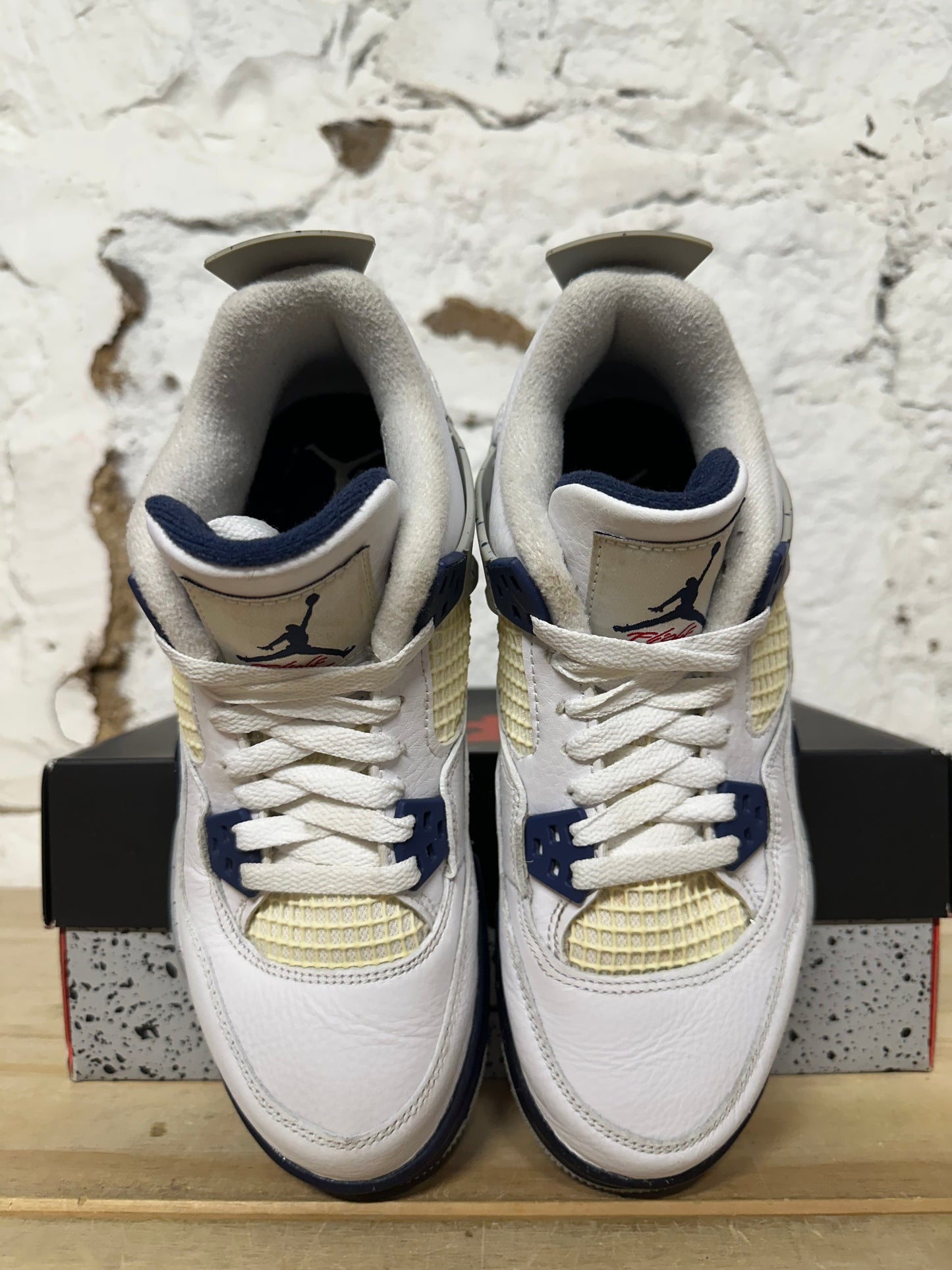 Air Jordan 4 Midnight Navy Sz 5.5Y
