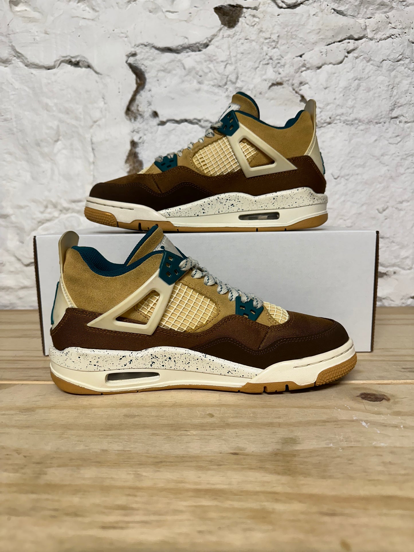 Air Jordan 4 Cacao Wow Sz 6.5Y