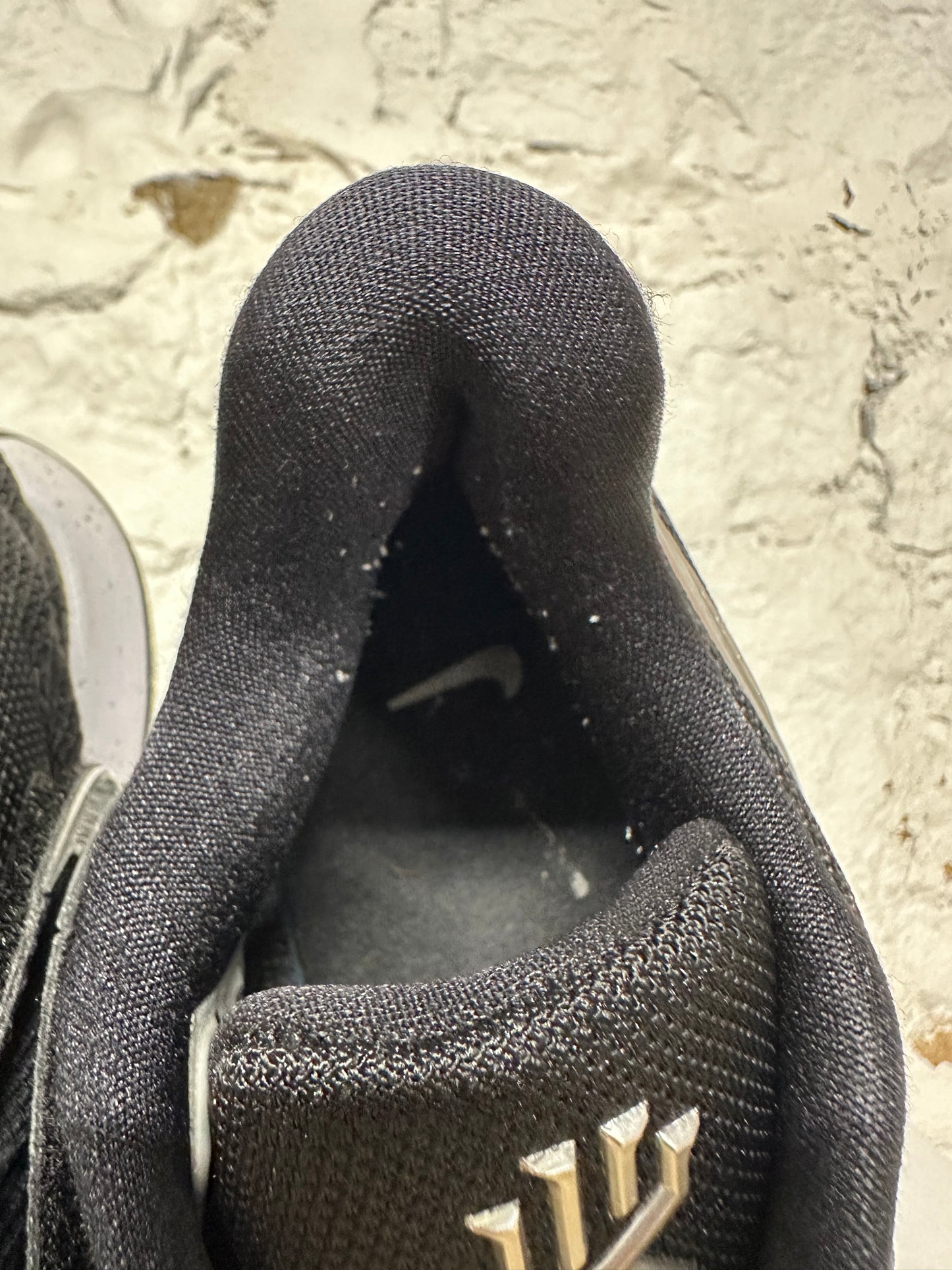 Nike Kyrie Low Black Sz 11