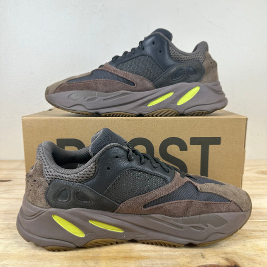 Yeezy 700 Mauve Sz 9.5