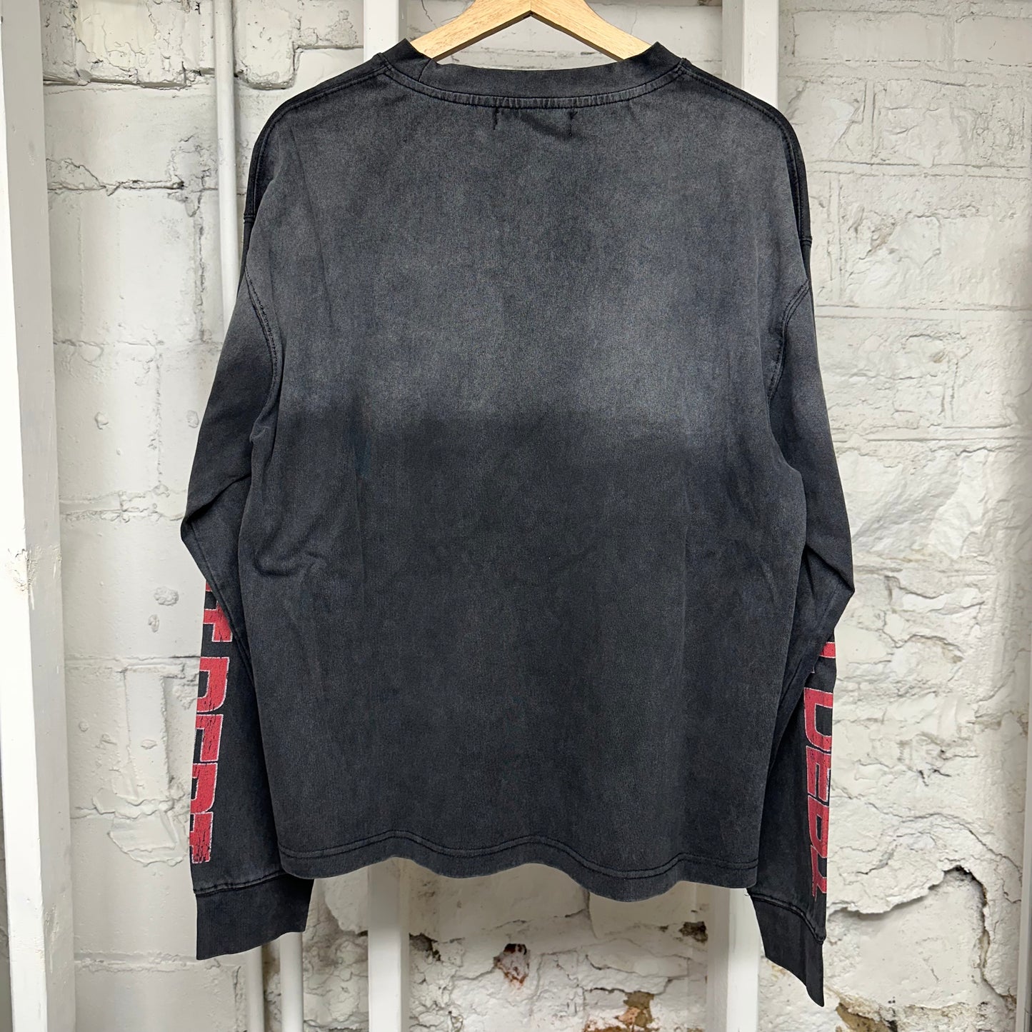 Vale Devil Black Long Sleeve Sz M