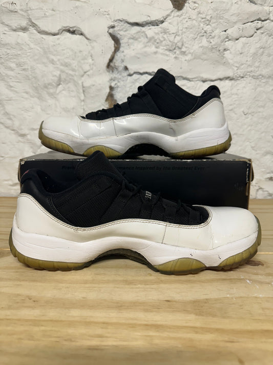 Air Jordan 11 Low Tuxedo Sz 11.5