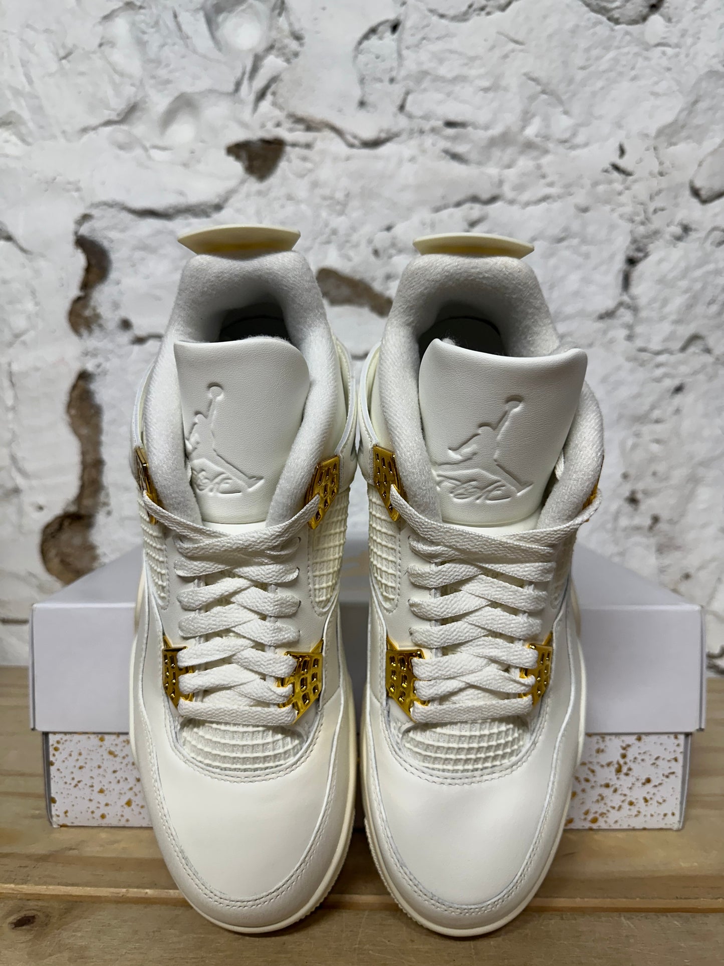 Air Jordan 4 Metallic Gold Sz 8.5 (10W) DS