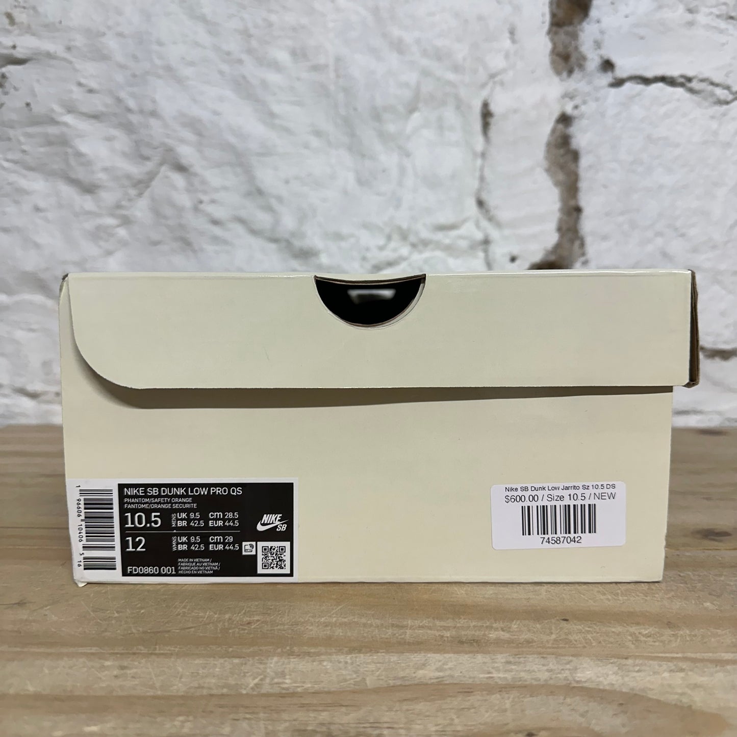 Nike SB Dunk Low Jarritos Sz 10.5 DS