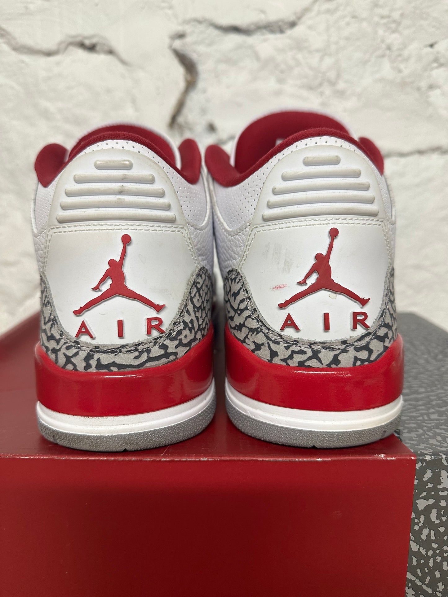 Air Jordan 3 Cardinal Sz 11