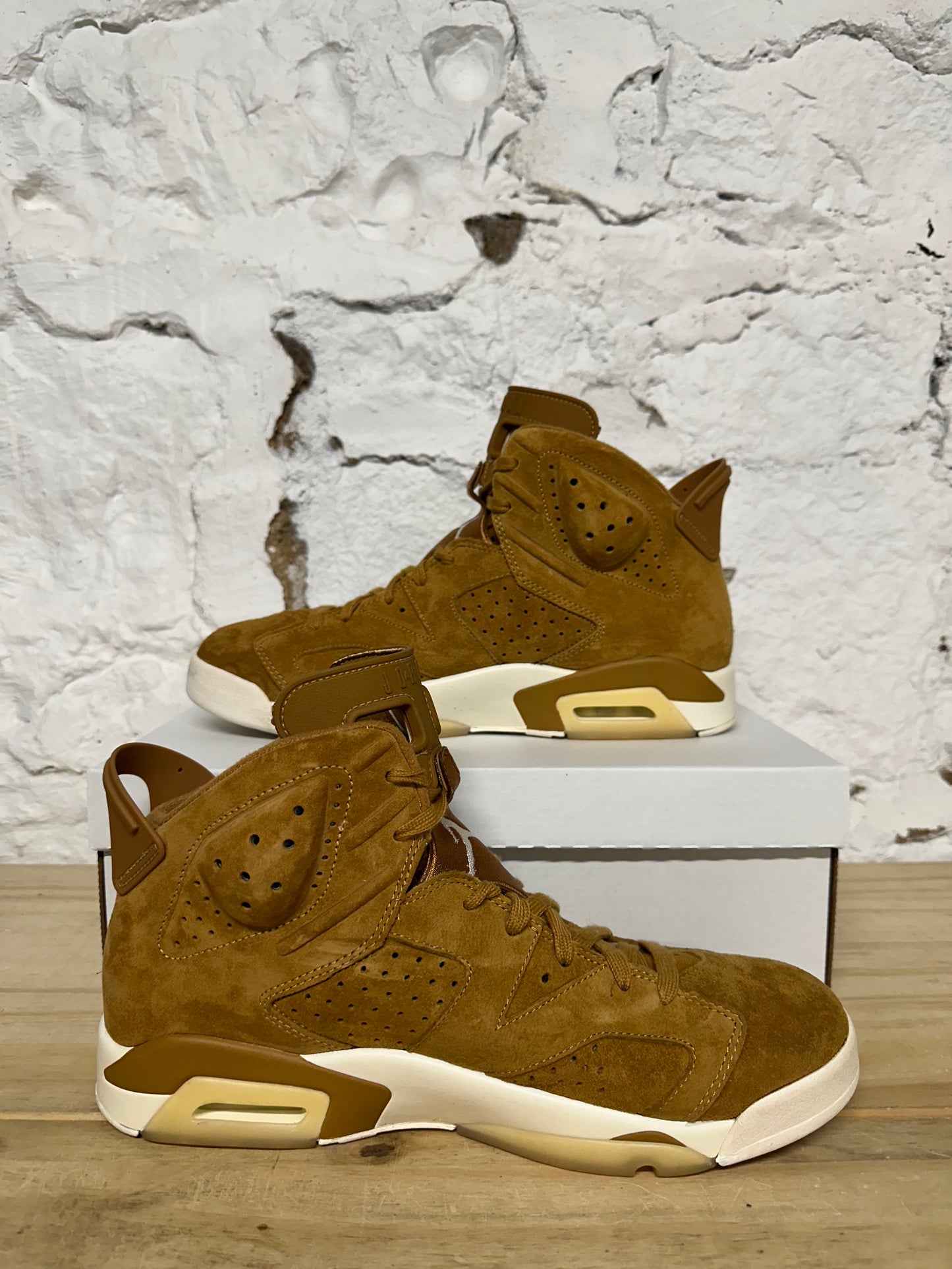 Air Jordan 6 Wheat Sz 11