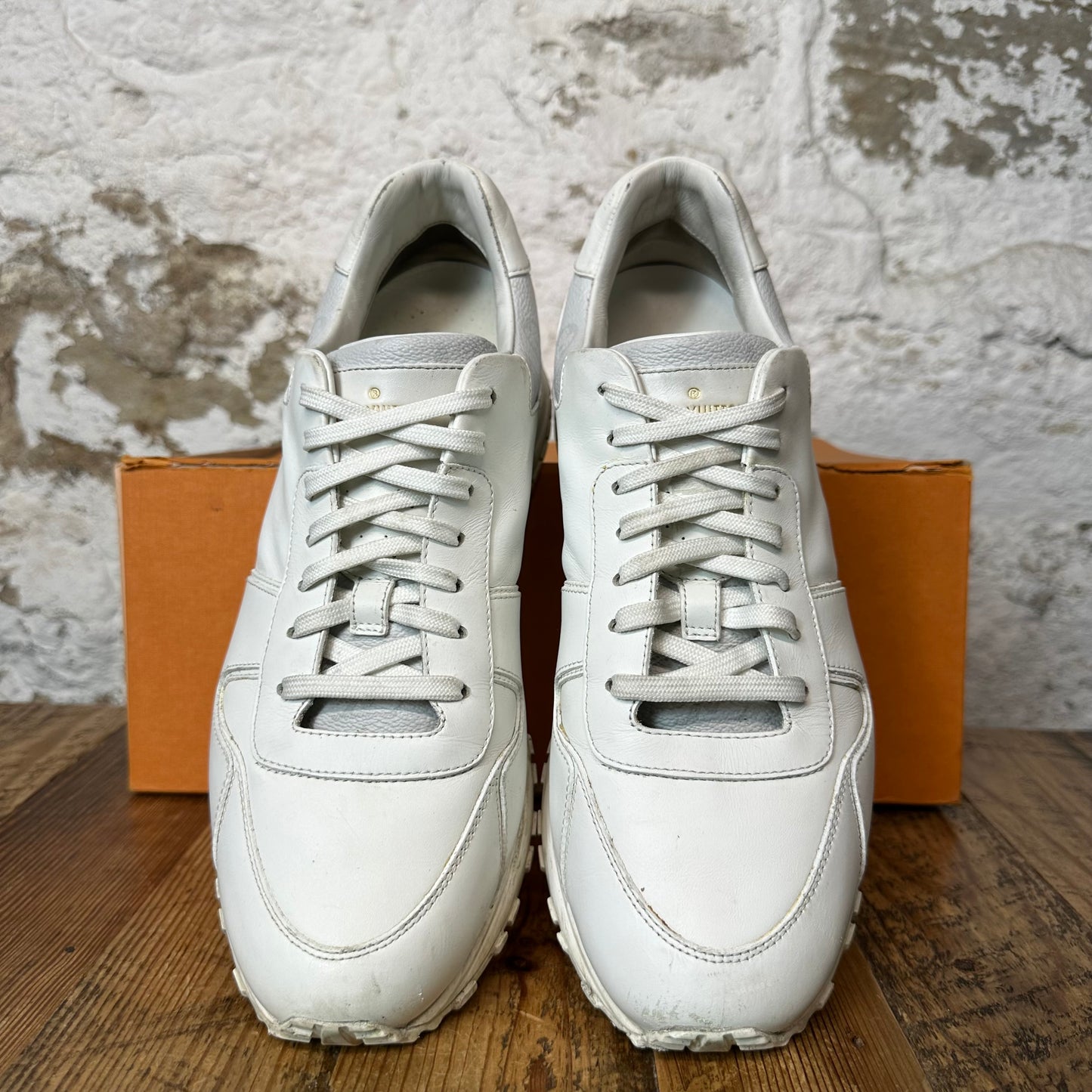 Louis Vuitton Triple White Runaway Sneaker Sz 10.5 (9LV)
