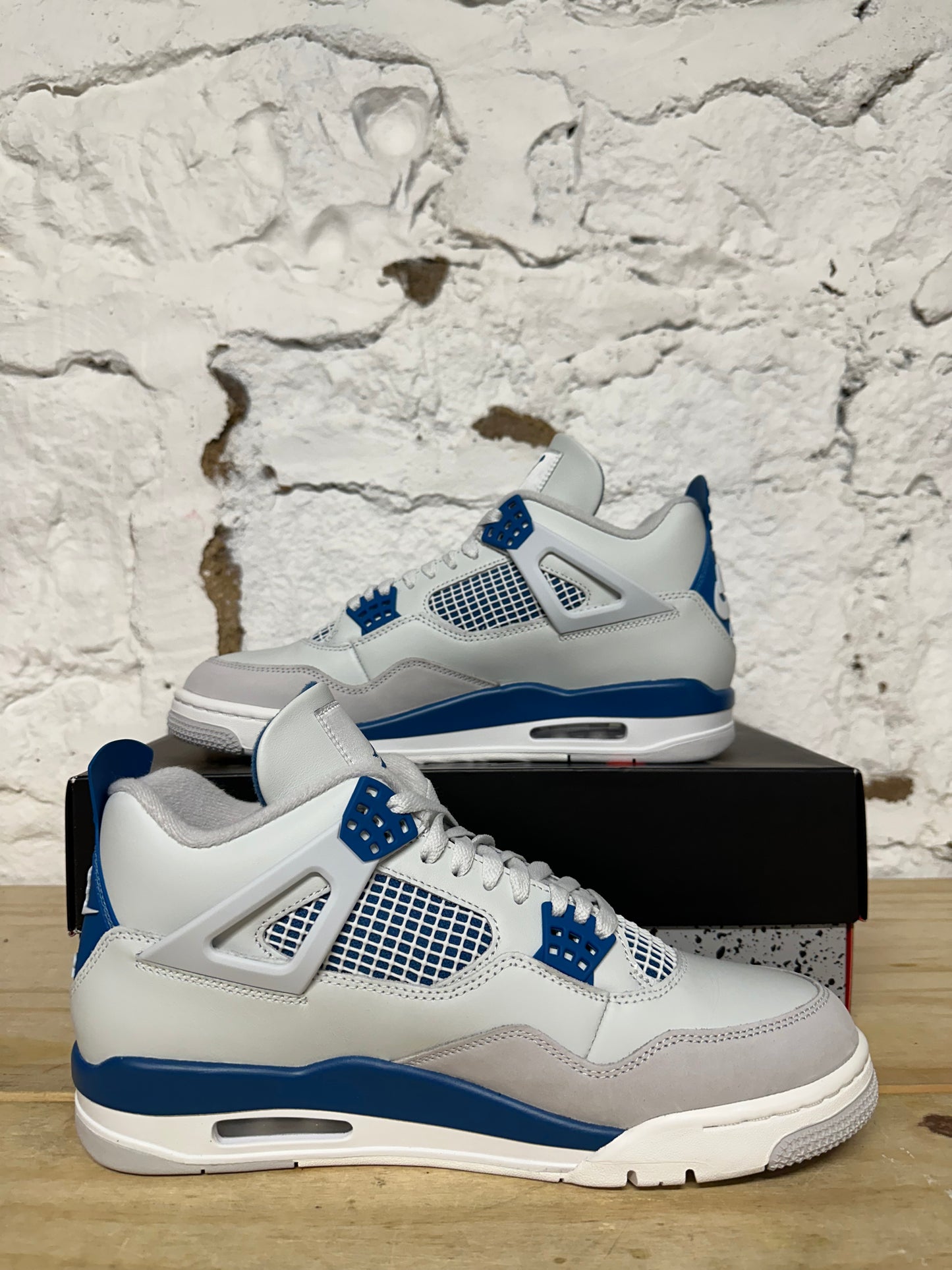 Air Jordan 4 Military Blue Sz 11 DS