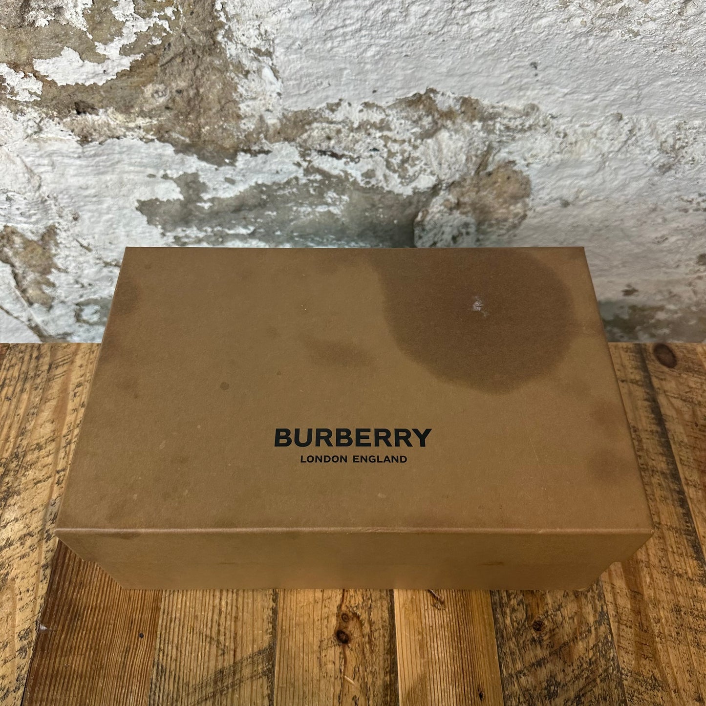 Burberry Ramsey Tan Vanilla Sneaker Sz 6.5 (39.5)