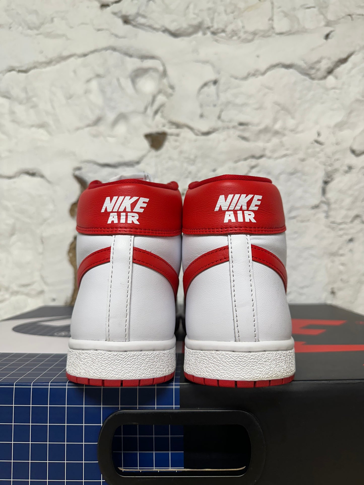 Air Jordan New Beginnings Pack Sz 11