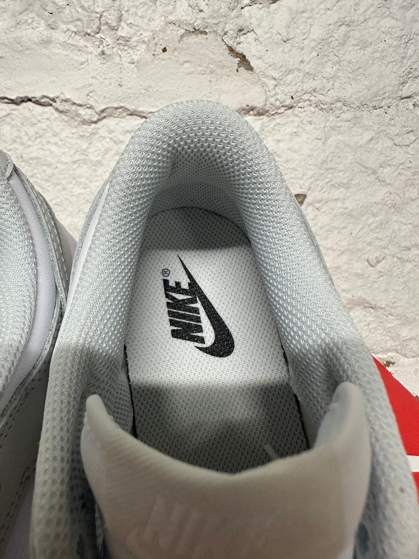 Nike Dunk Low Photon Dust Sz 6.5 (8W) DS