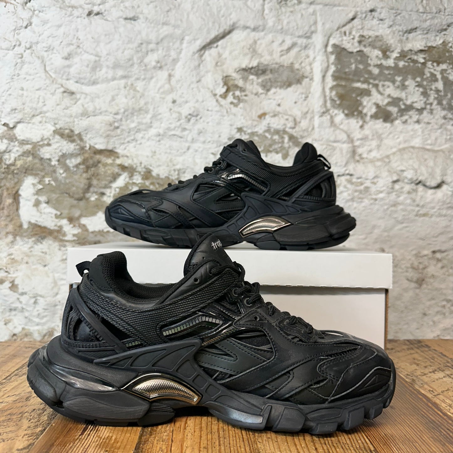 Balenciaga Track 2 Triple Black Sneaker Sz 8 (41)