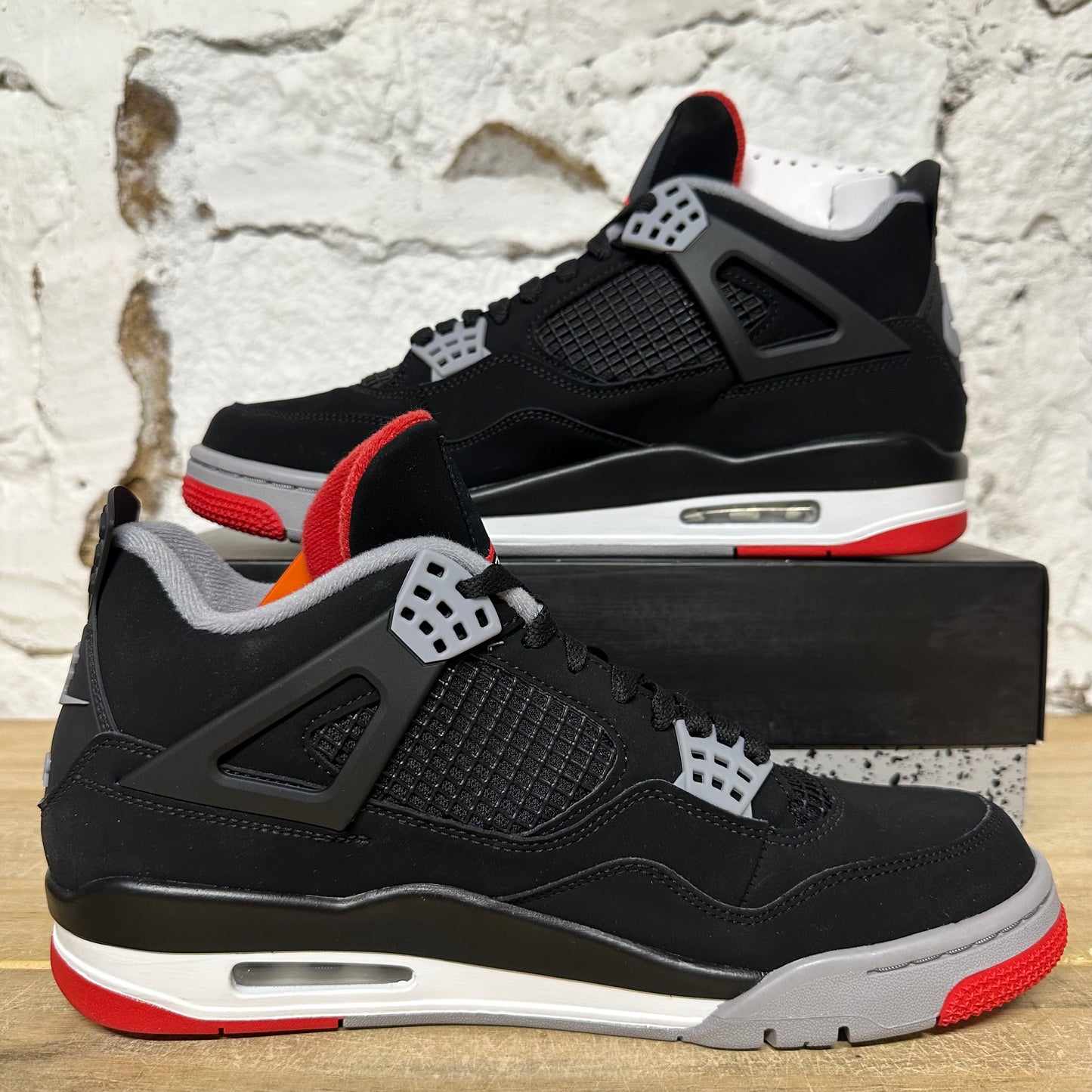 Air Jordan 4 Bred (2019) Sz 10 DS