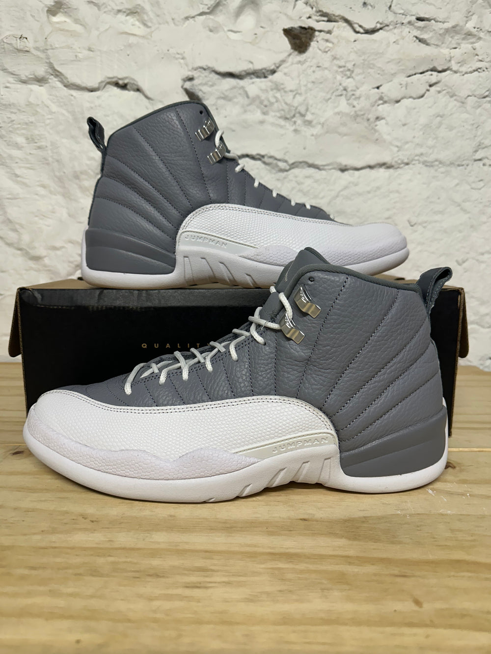 Air Jordan 12 Stealth Sz 11.5