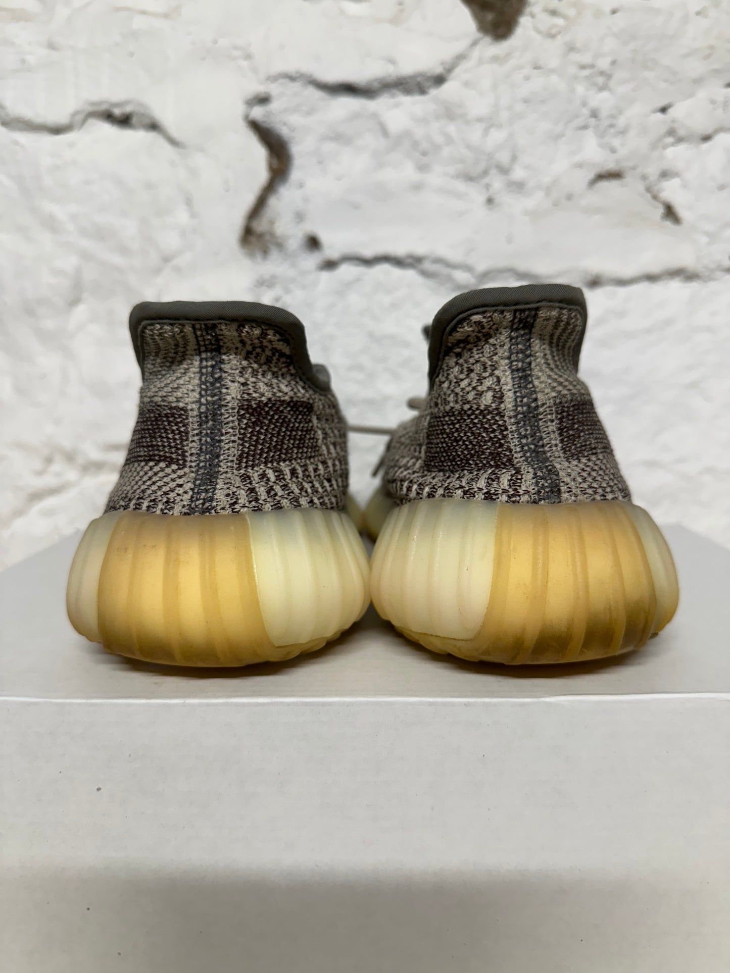 Yeezy 350 V2 Zyon Sz 8.5