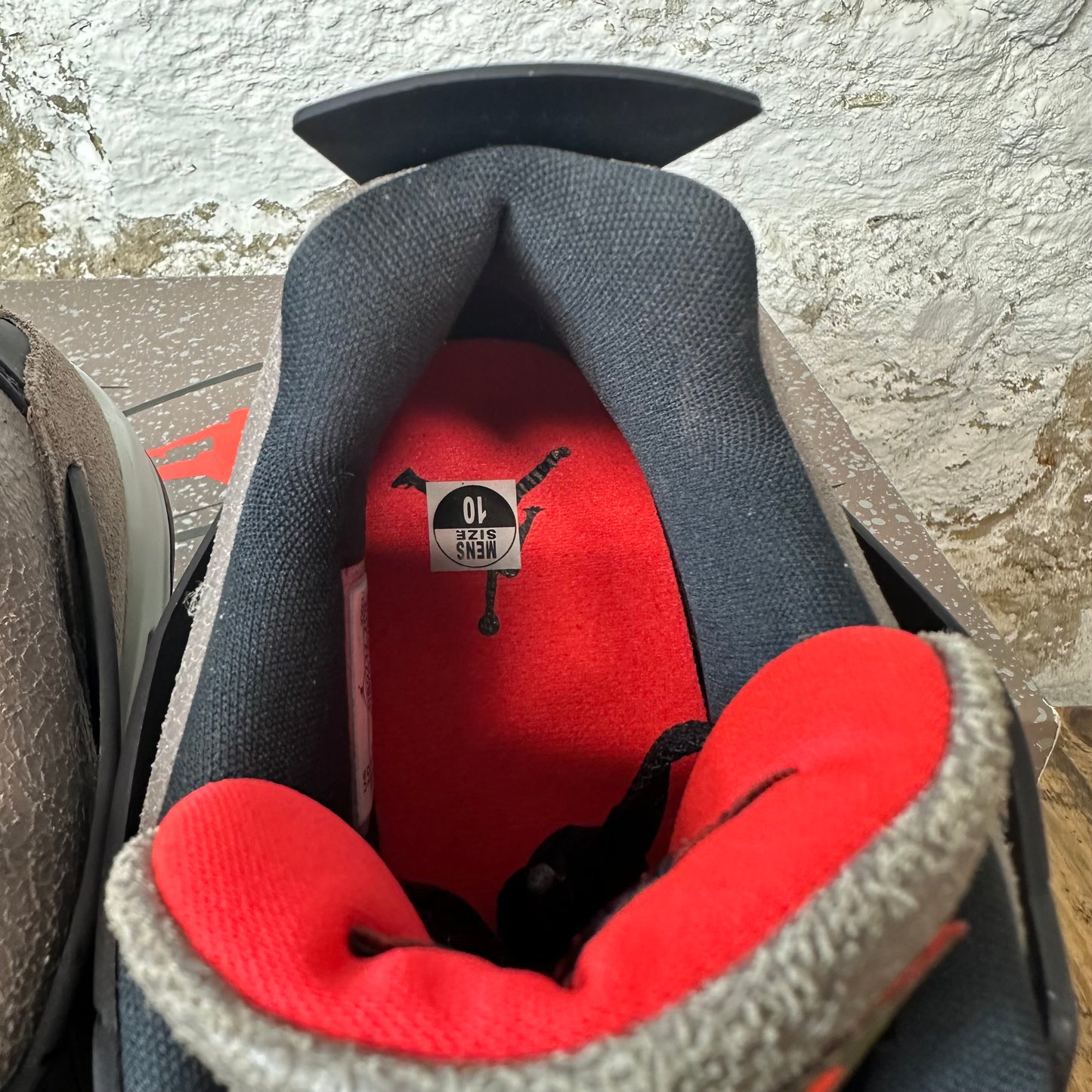 Air Jordan 4 Taupe Haze Sz 10 DS