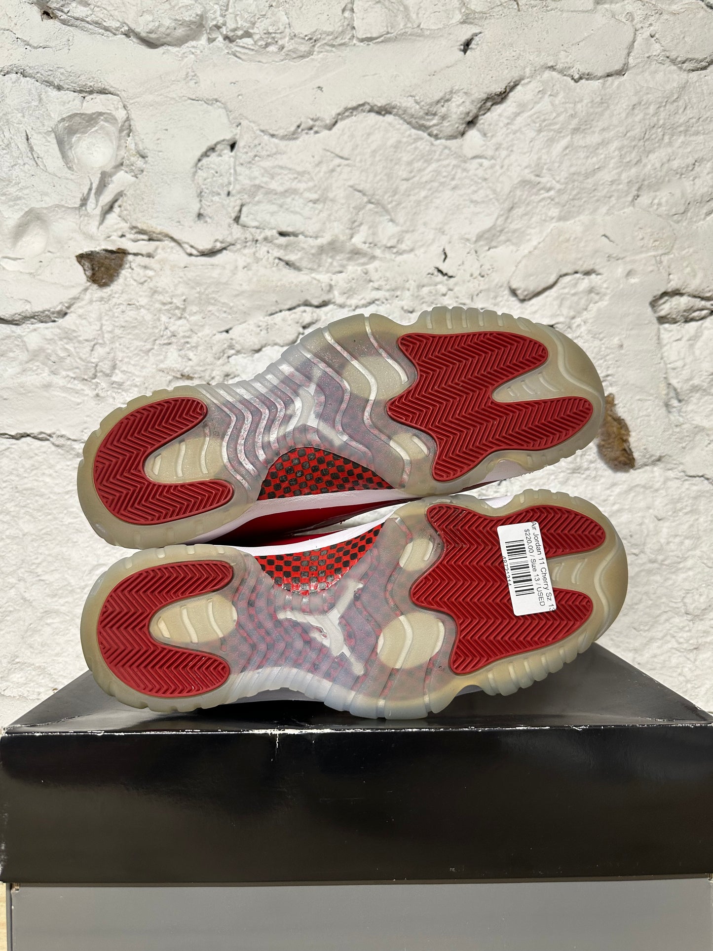 Air Jordan 11 High Cherry Sz 13