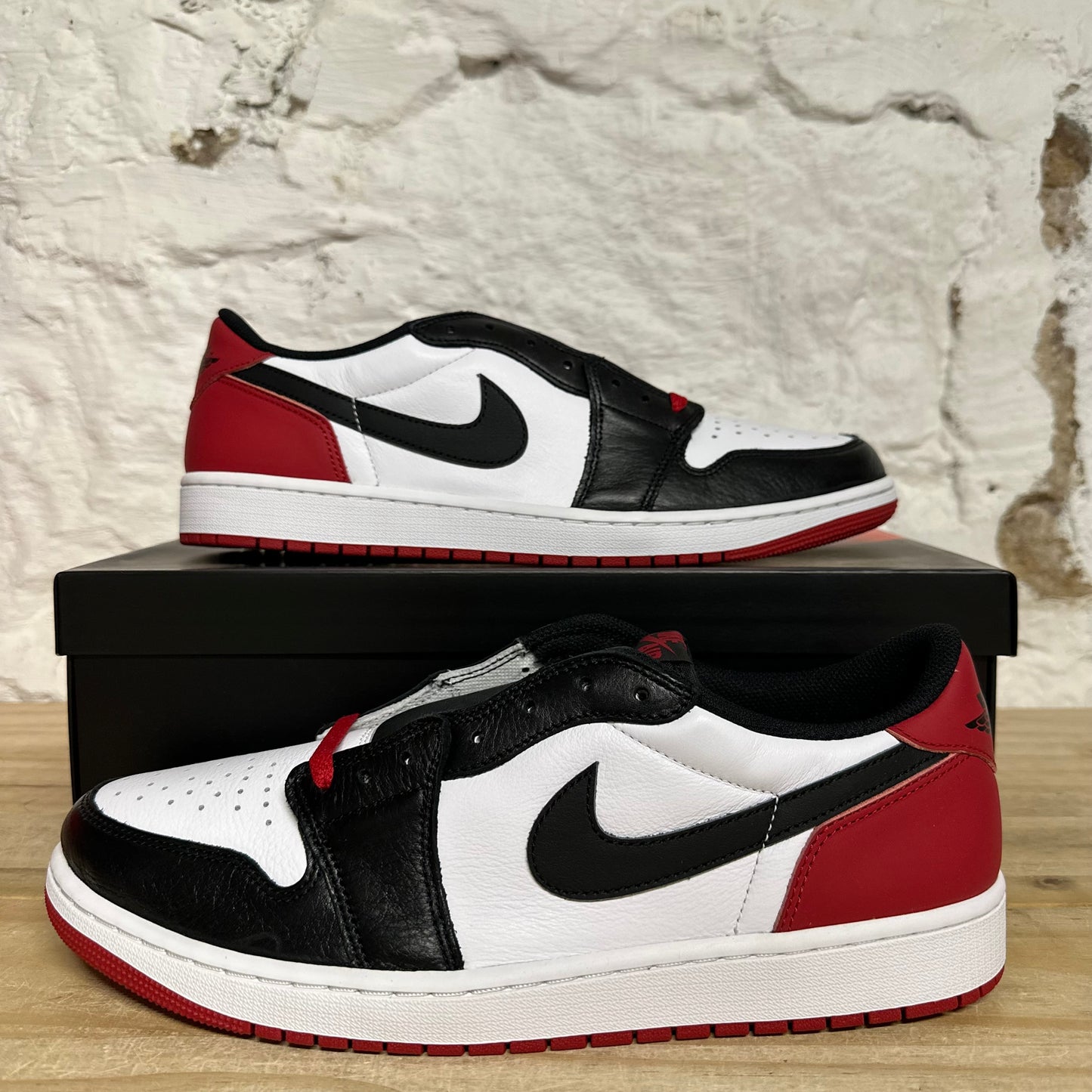 Air Jordan 1 Low Black Toe Sz 13 DS