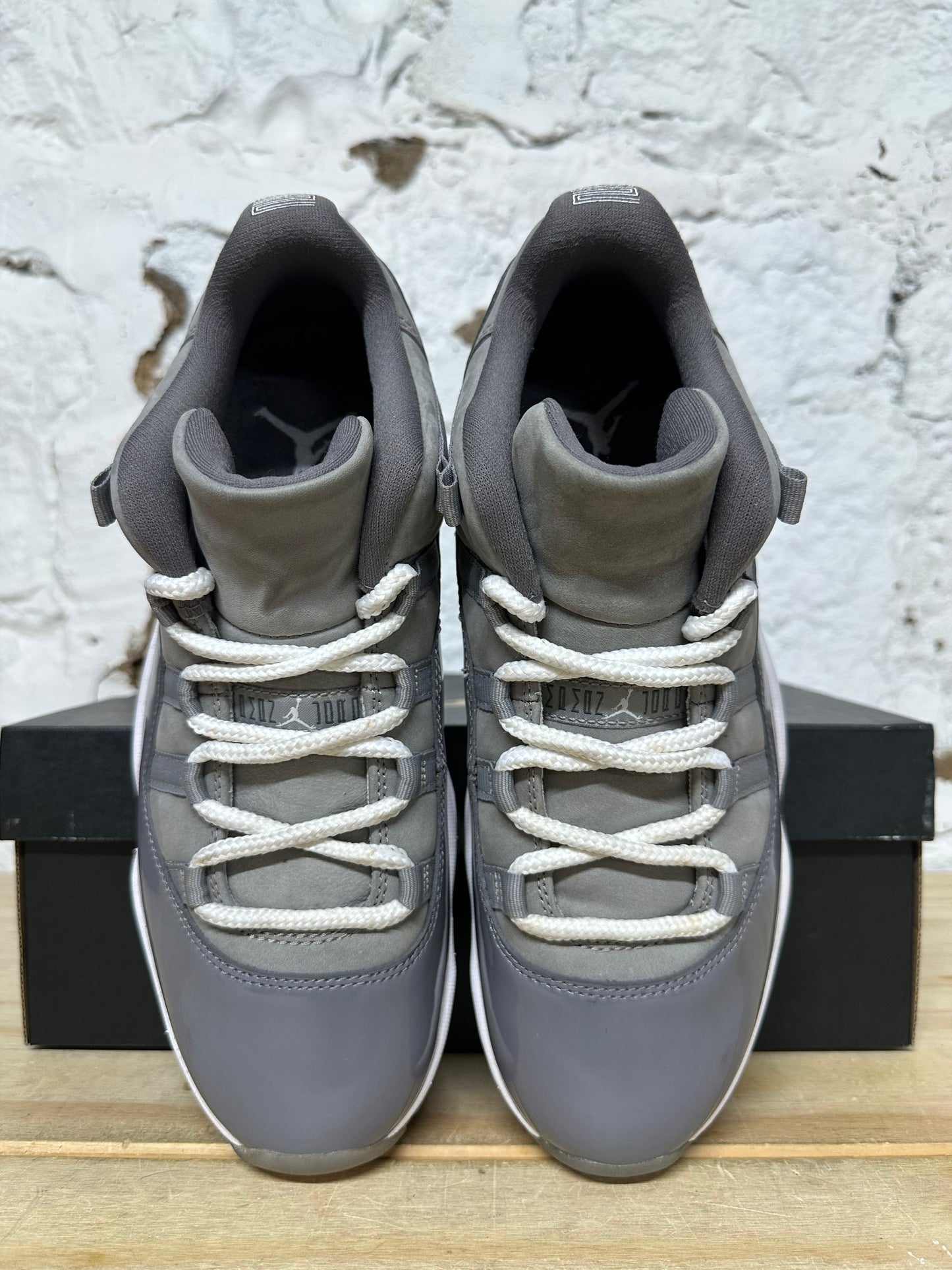 Air Jordan 11 Low Cool Grey Sz 9