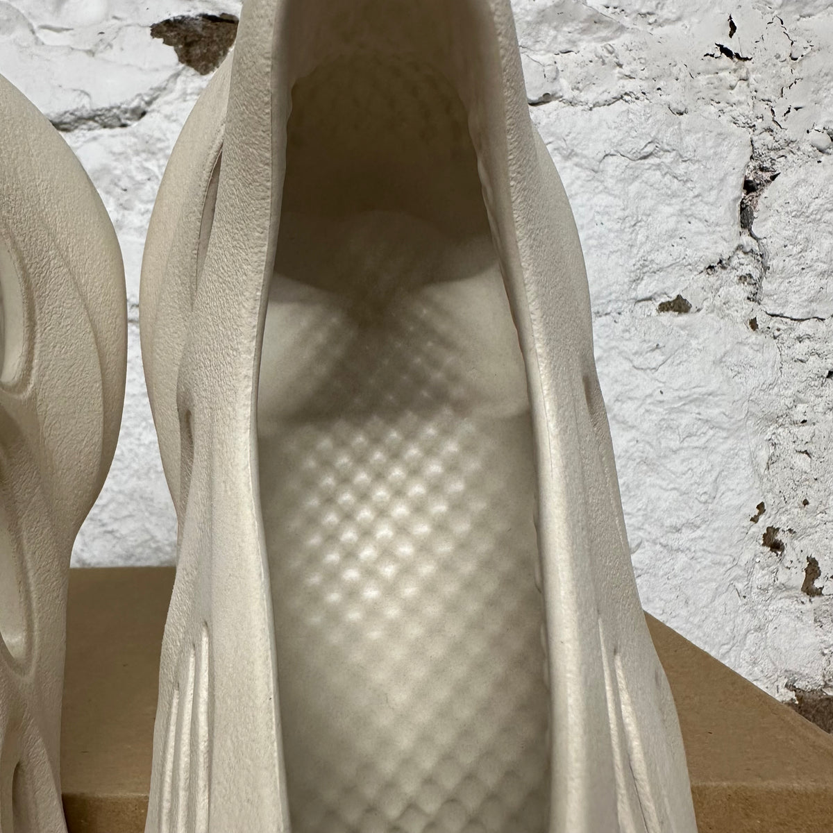 Yeezy Foam Runner Sand Sz 13