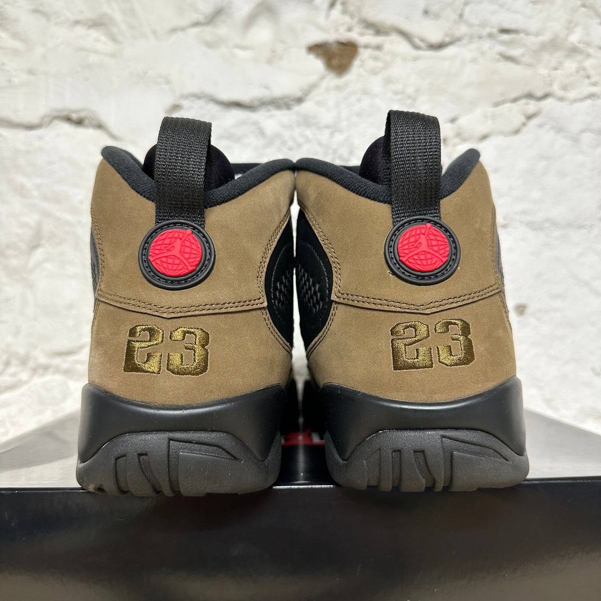 Air Jordan 9 Olive (2024) Sz 11
