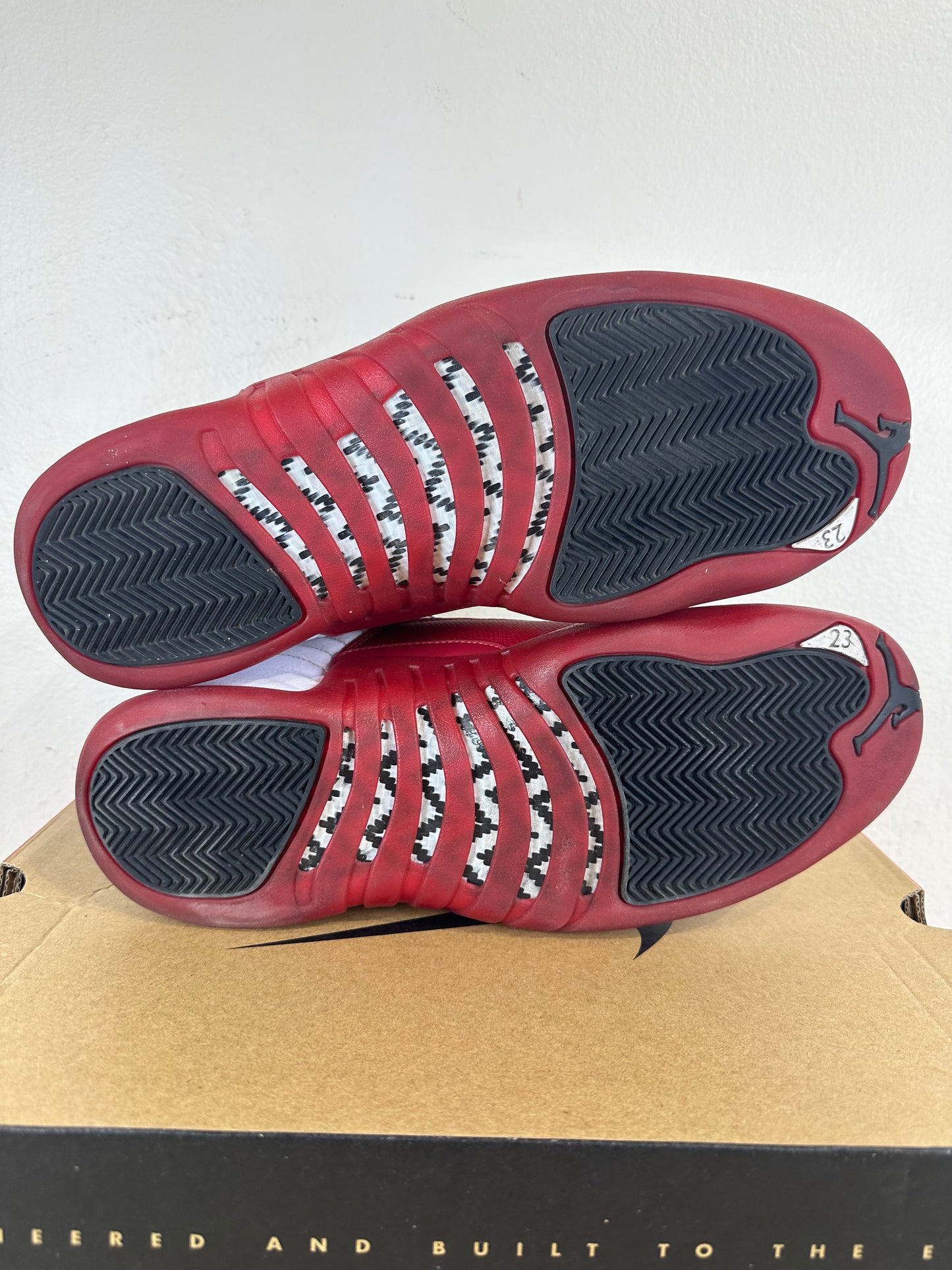 Air Jordan 12 Cherry Sz 11.5