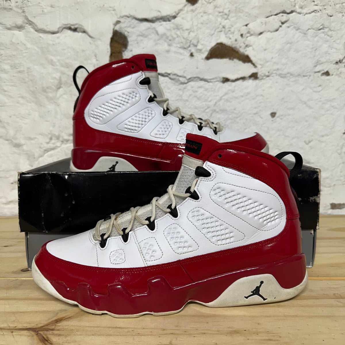Air Jordan 9 White Gym Red Sz 11