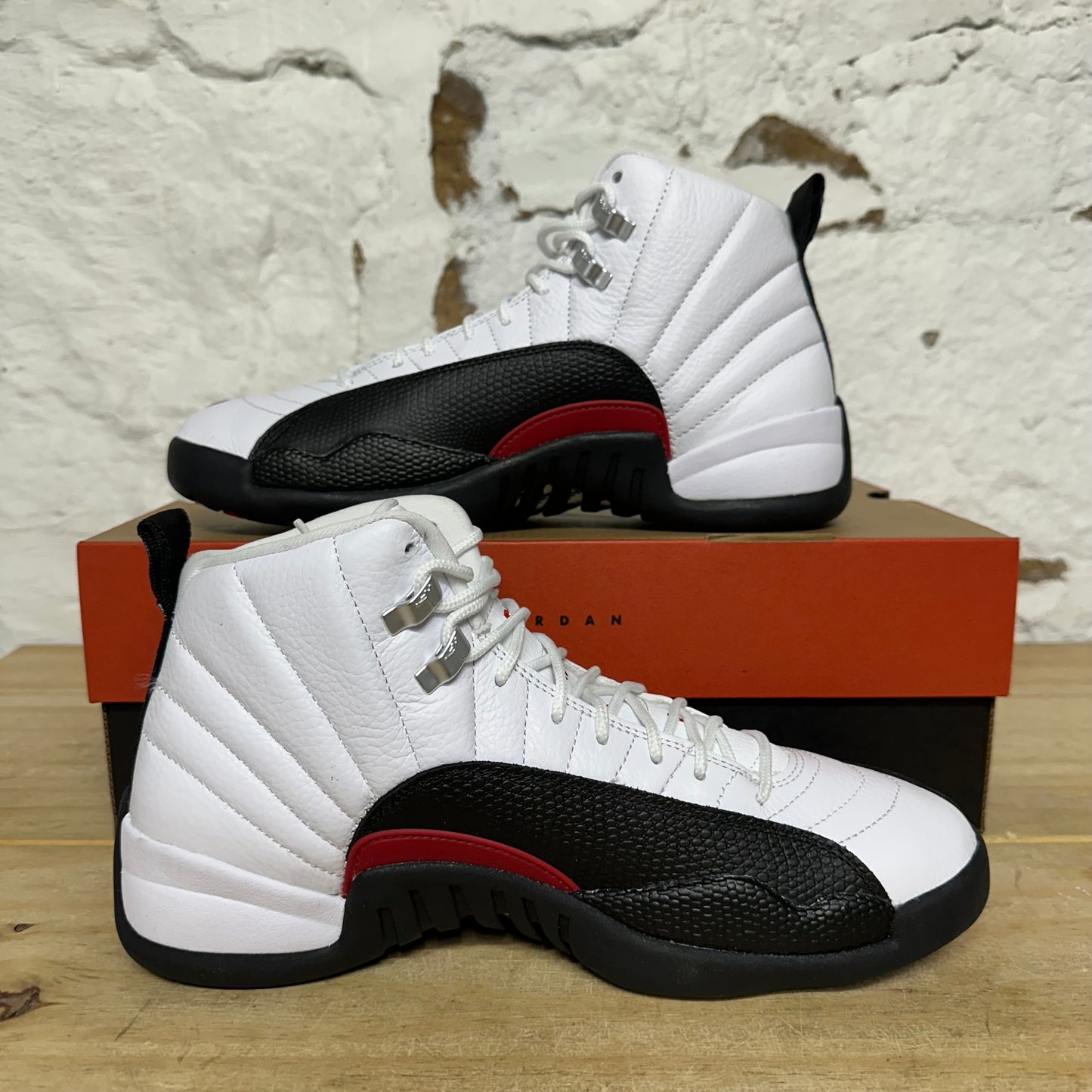 Air Jordan 12 Taxi Flip Sz 8.5 DS