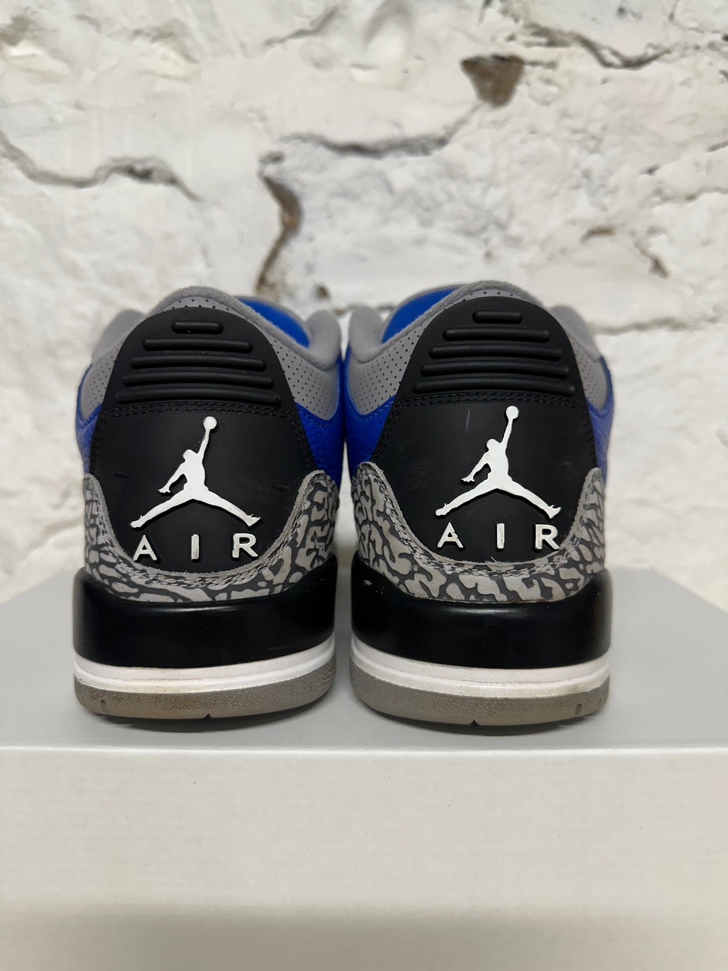 Air Jordan 3 Varsity Royal Sz 10