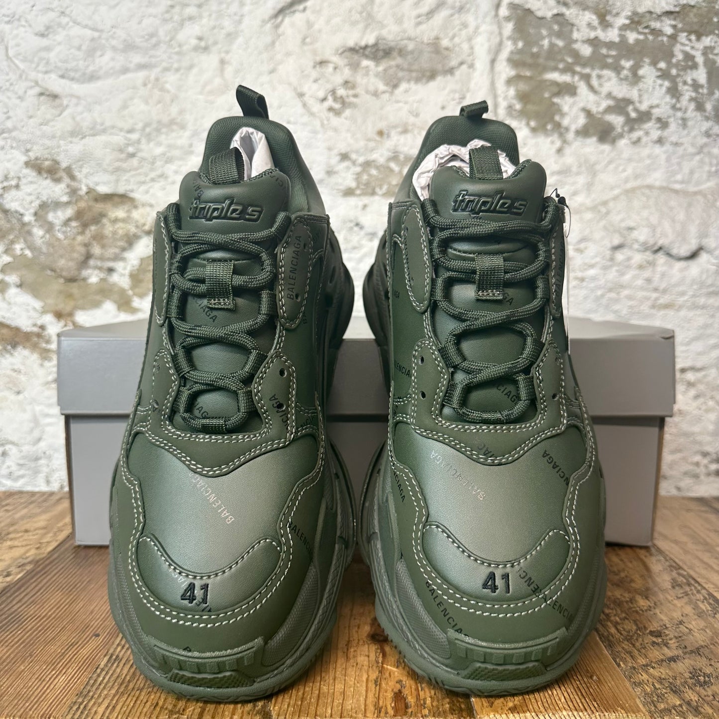 Balenciaga Triple S Khaki Black Sneaker Sz 8 (41) DS