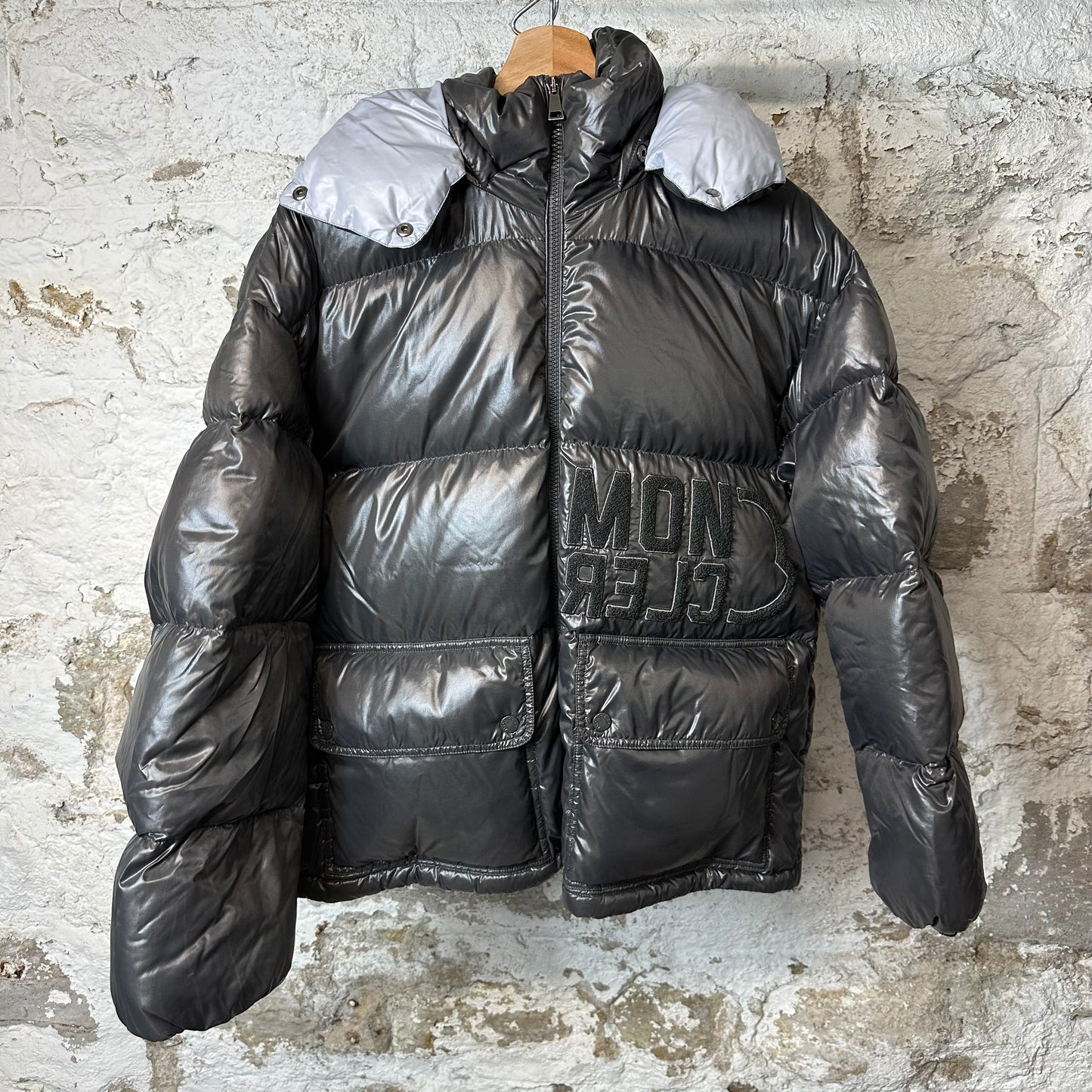 Moncler Abbaye Guibbotto Grey Puffer Jacket Sz M (3)