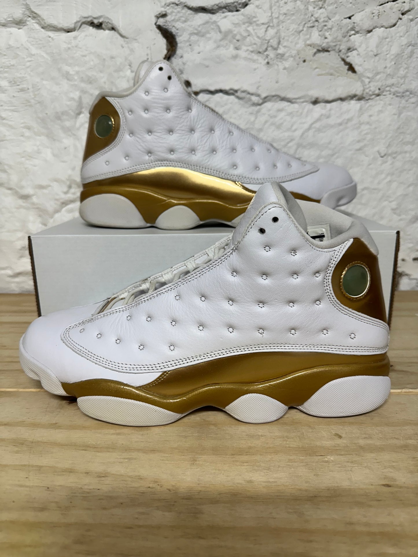 Air Jordan 13 Golden Moments Sz 12