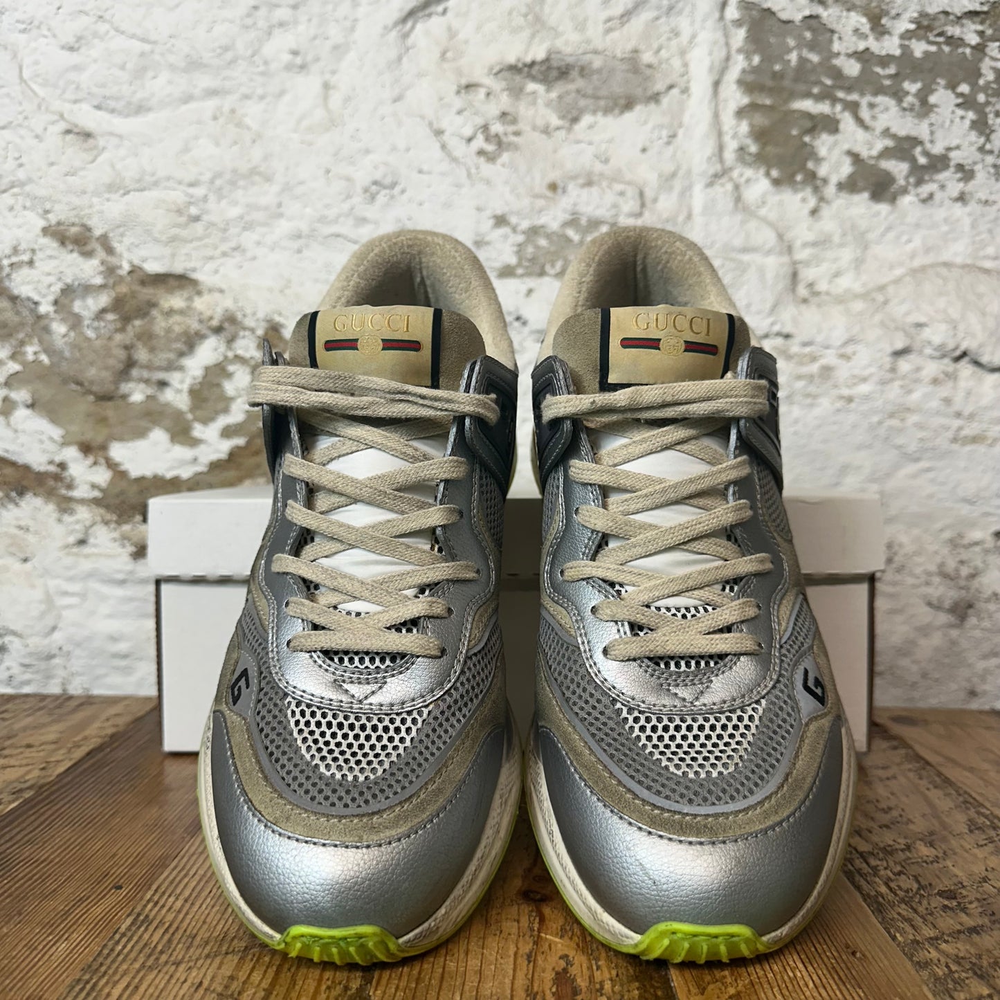 Gucci Ultrapace Silver Tan Sneaker Sz 9 No Box