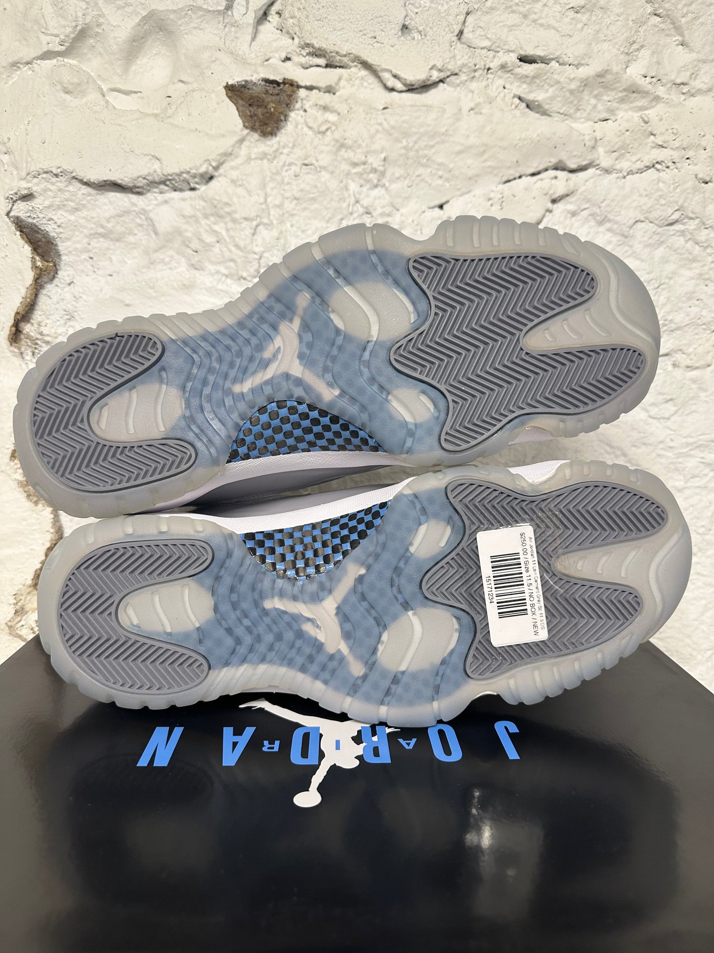 Air Jordan 11 Low Cement Grey Sz 11.5 DS