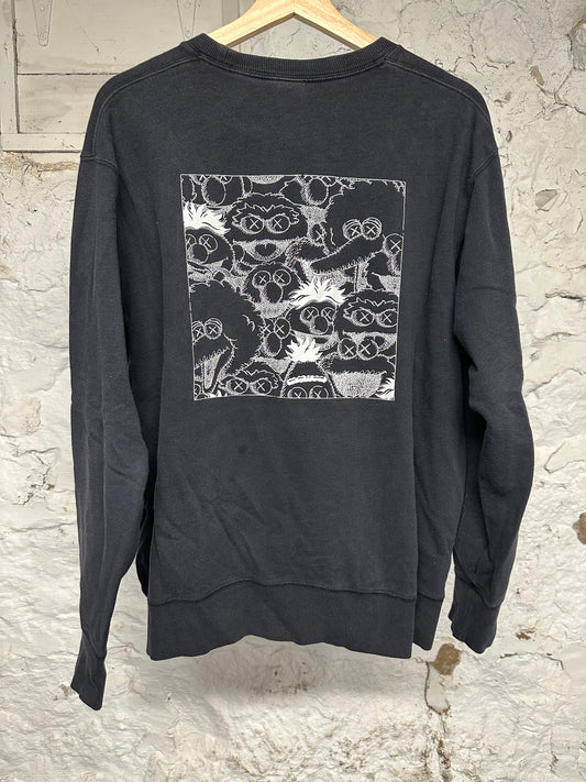 Kaws Sesame Street XX Black Crewneck Sz L