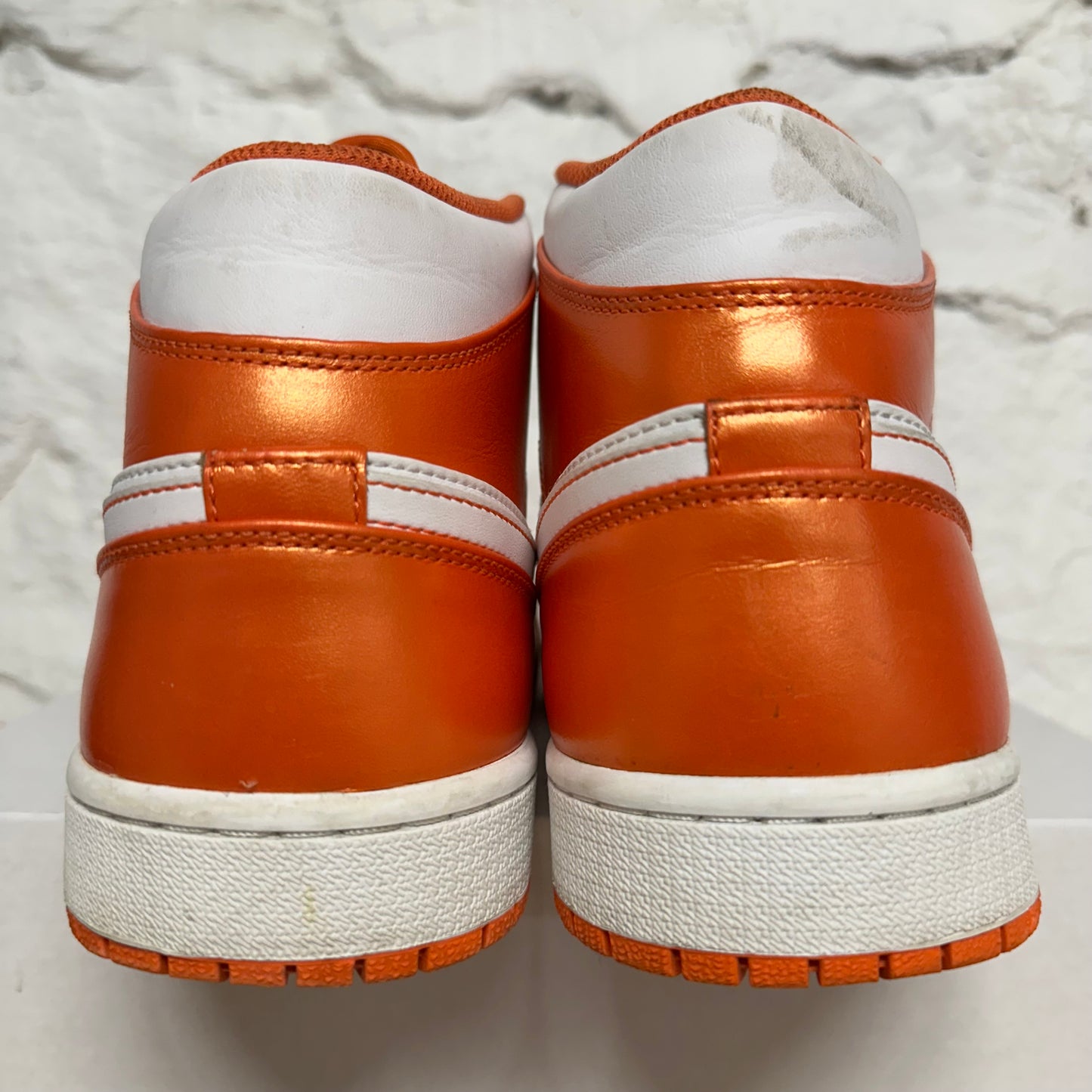 Air Jordan 1 Mid Metallic Orange Sz 15
