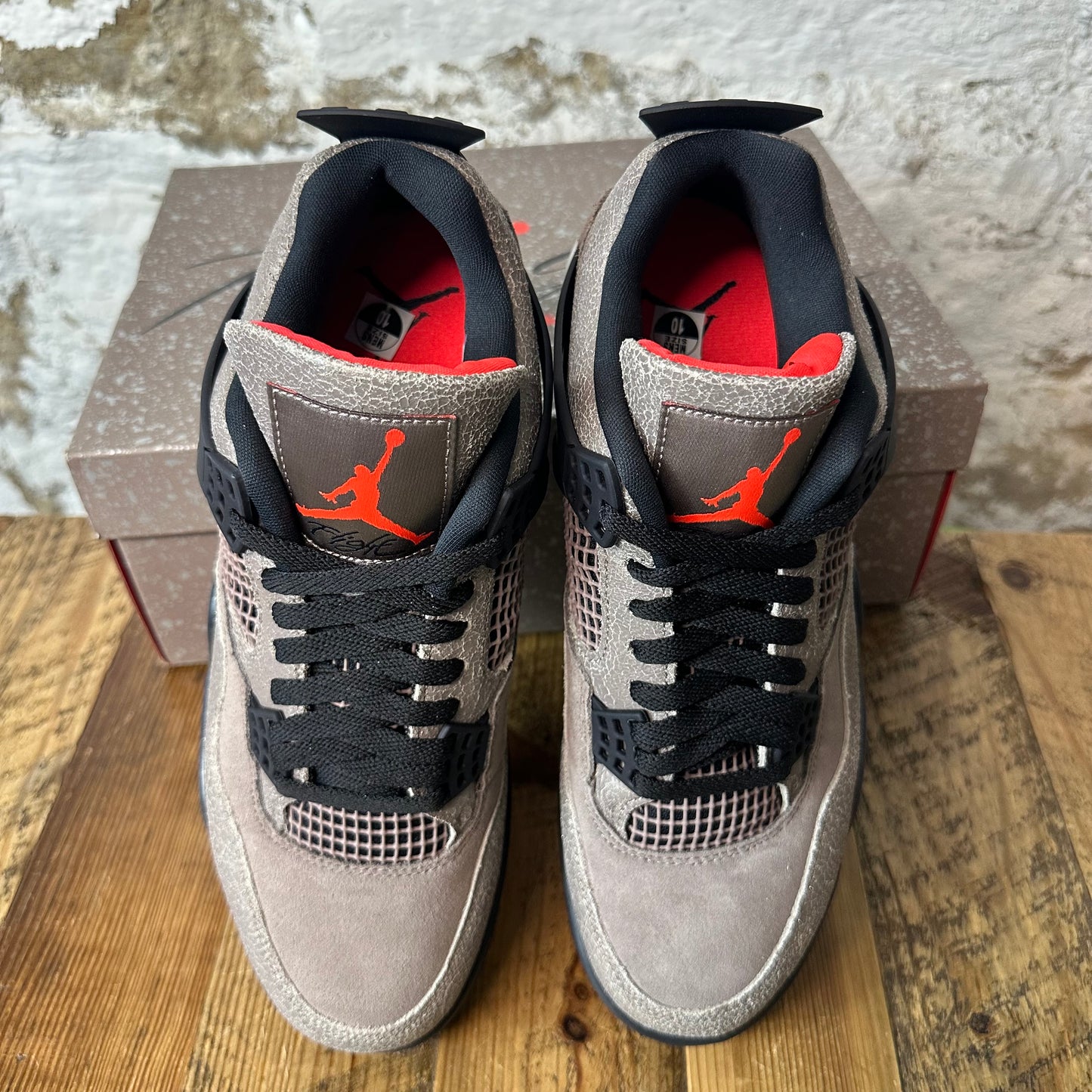 Air Jordan 4 Taupe Haze Sz 10 DS