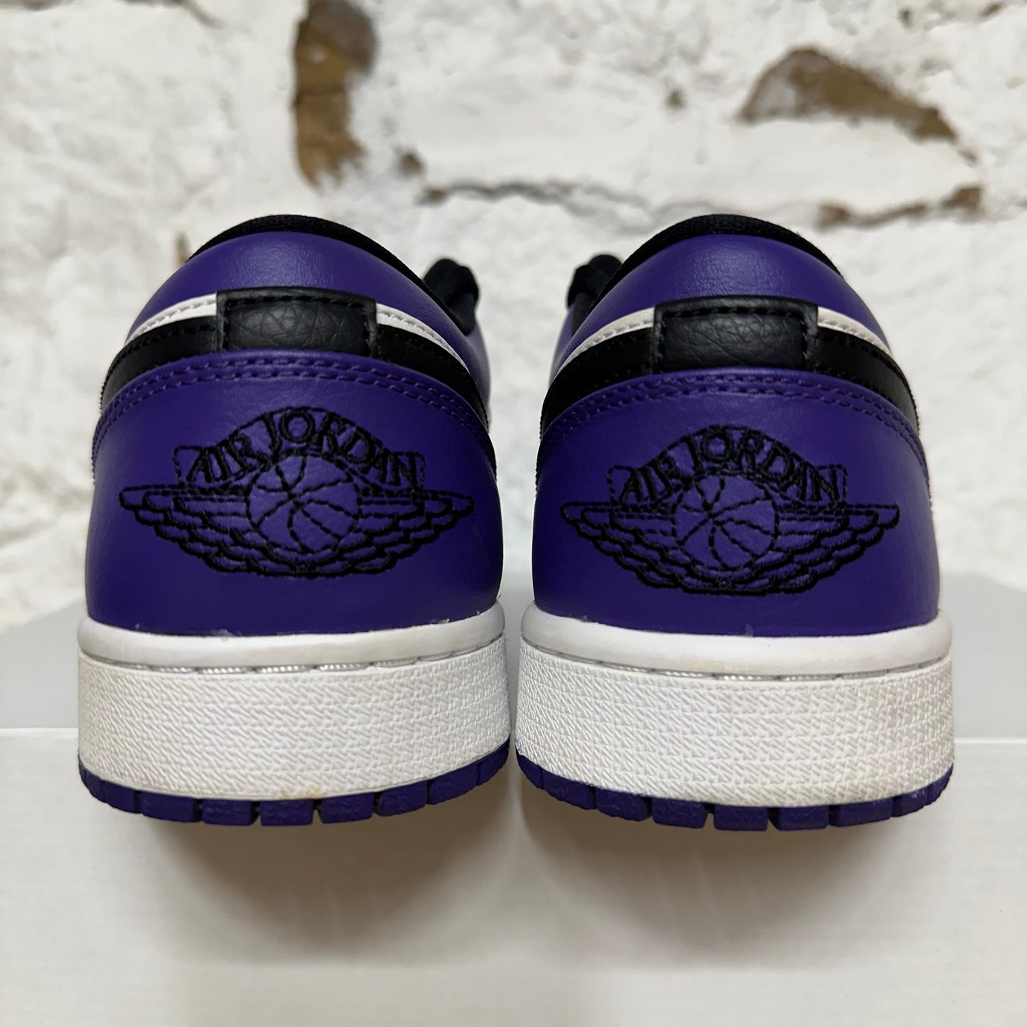 Air Jordan 1 Low Court Purple Sz 8.5