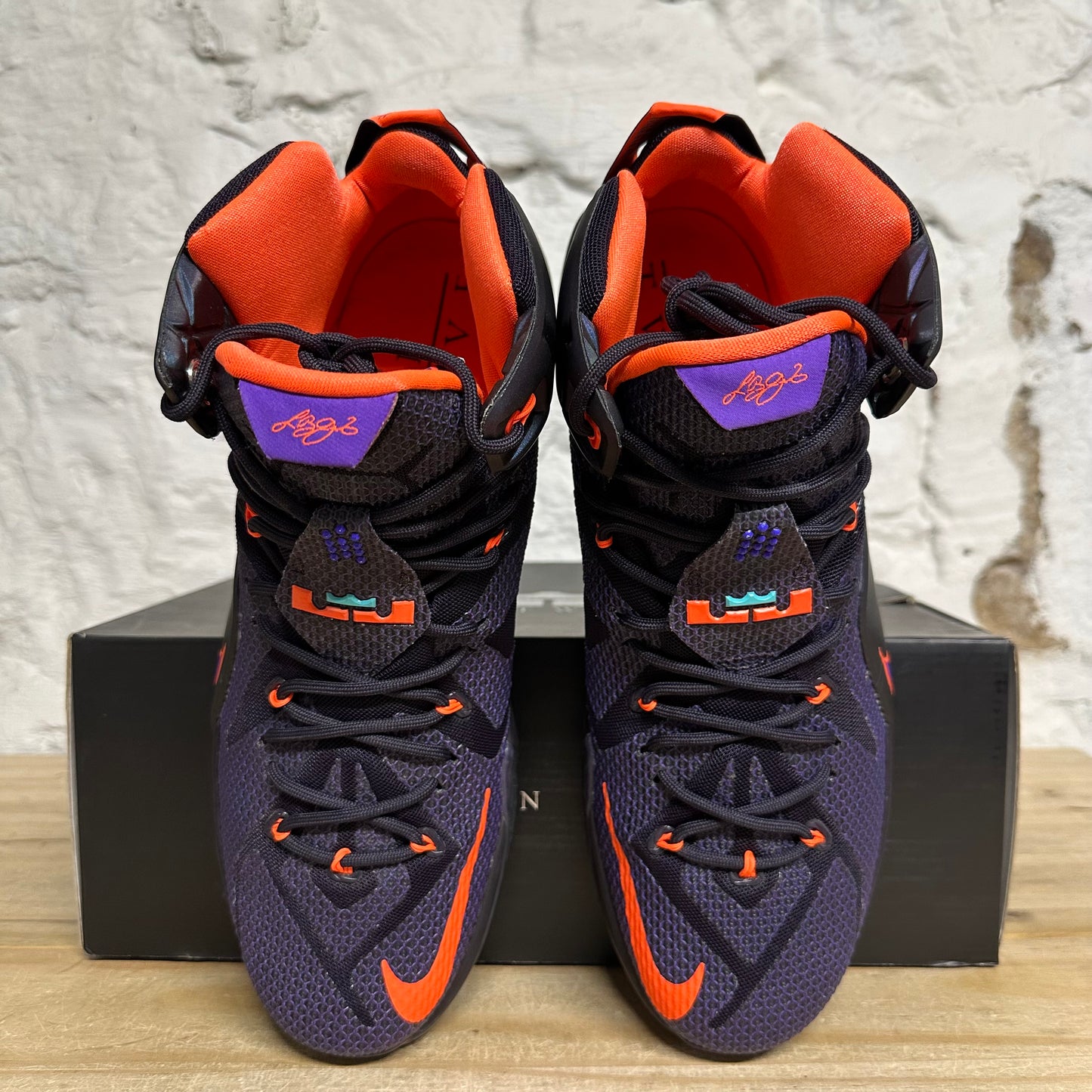 Nike LeBron 12 Instinct Sz 13
