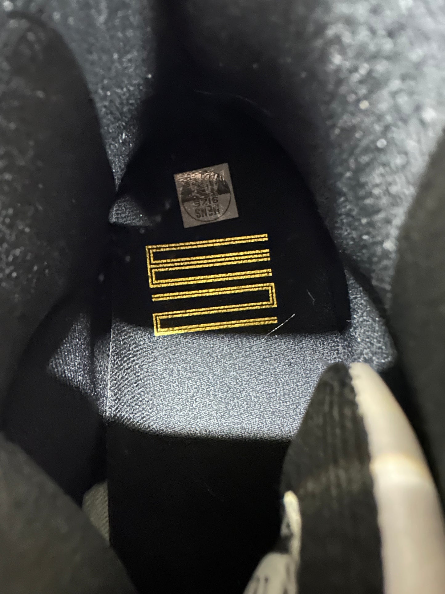 Air Jordan 11 High Gratitude Sz 10.5