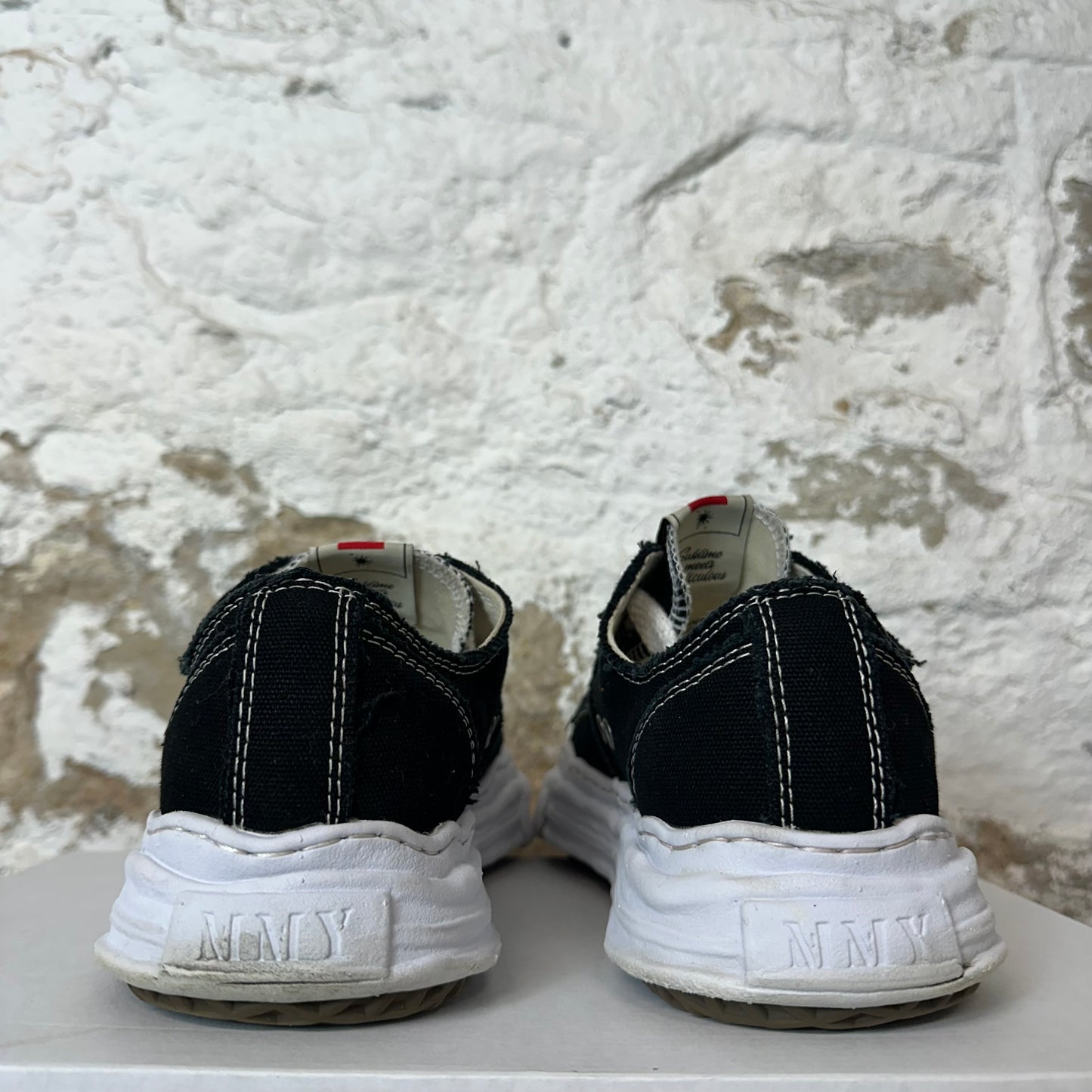Maison Mihara Black White Hank Sneaker Sz 9 (42)