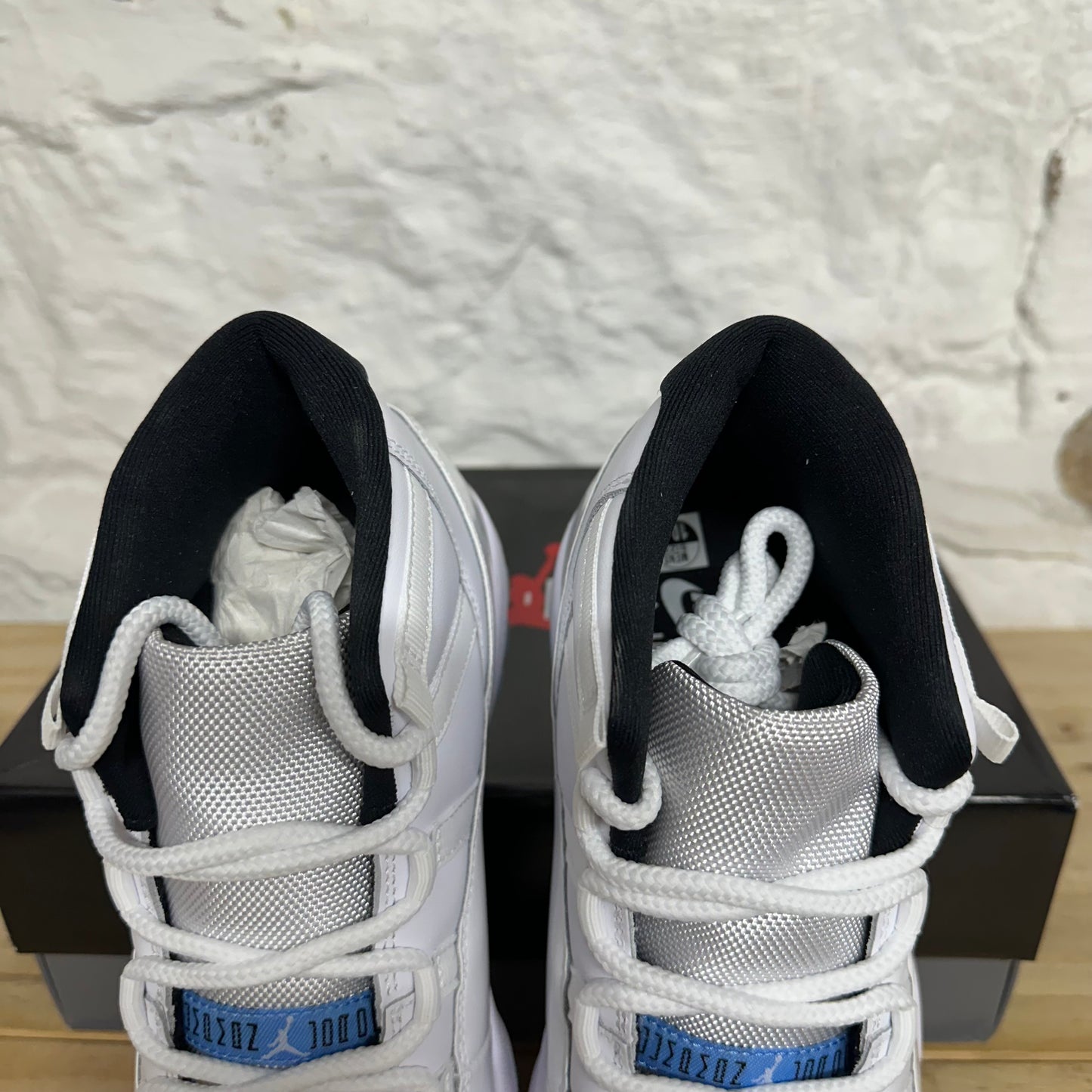 Air Jordan 11 High Legend Blue Sz 10.5 DS