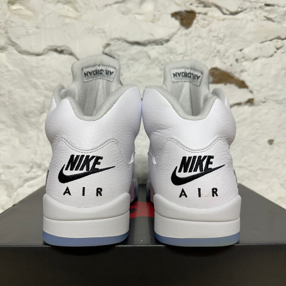 Air Jordan 5 White Metallic (2026) Sz 10.5